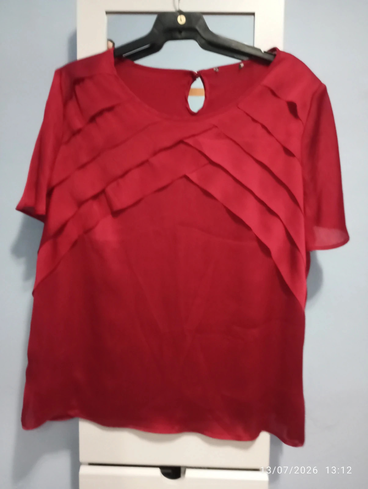 Blusa satinada rojo burdeos / vino - Talla XL 🌟