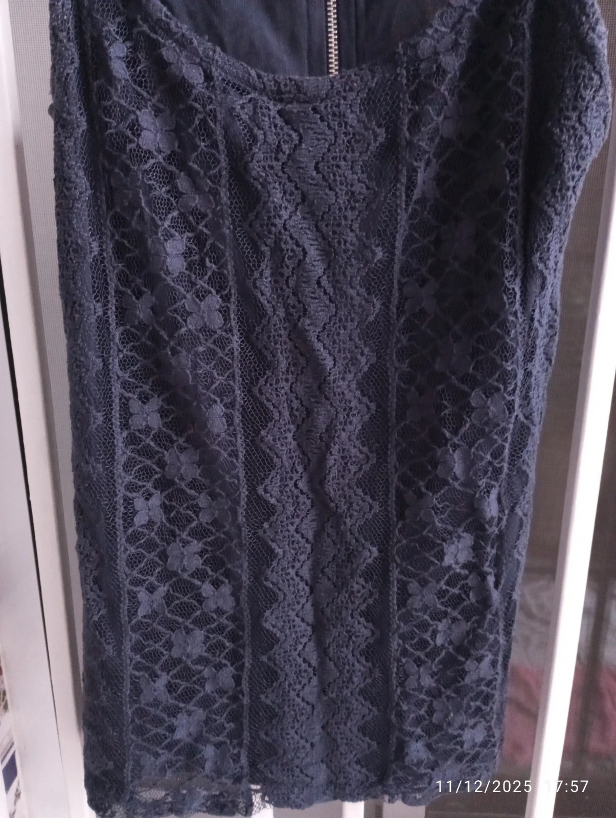 Top lencero de encaje azul marino Bershka – Bershka – taille M / 38 / 10 2