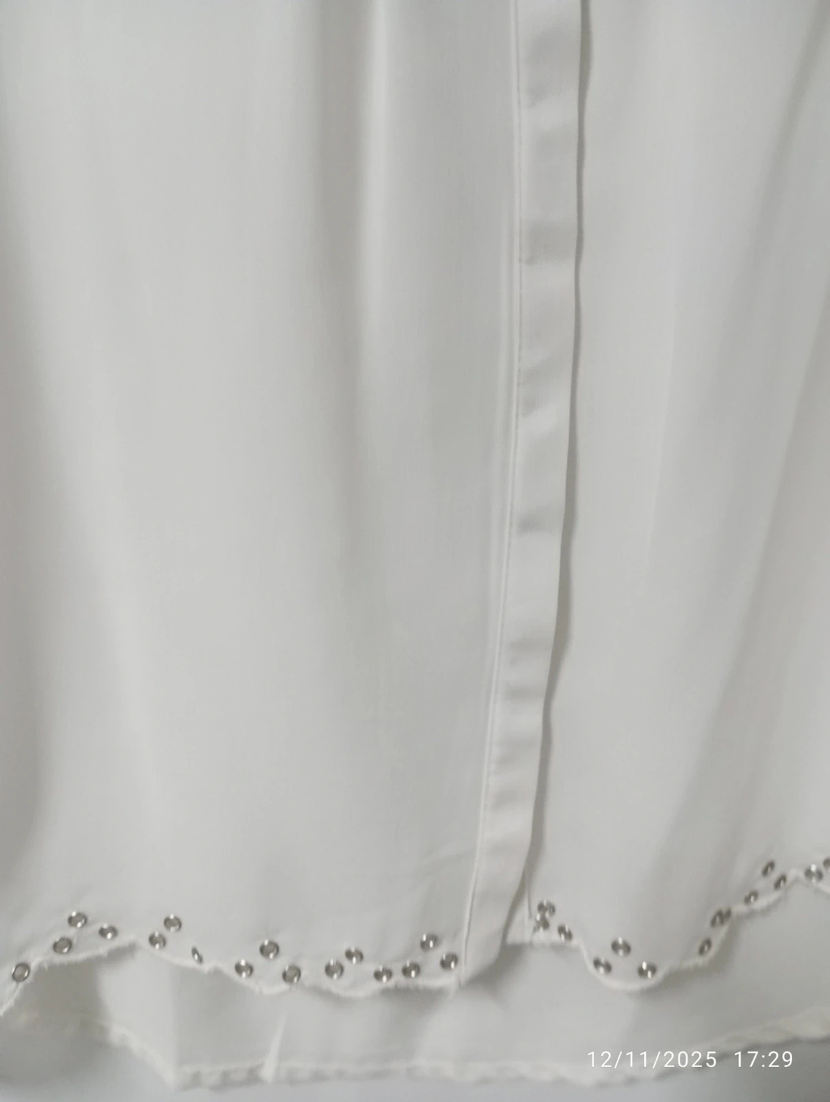 Blusa Stradivarius con detalles joya y bordados – Stradivarius – taille S / 36 / 8 2