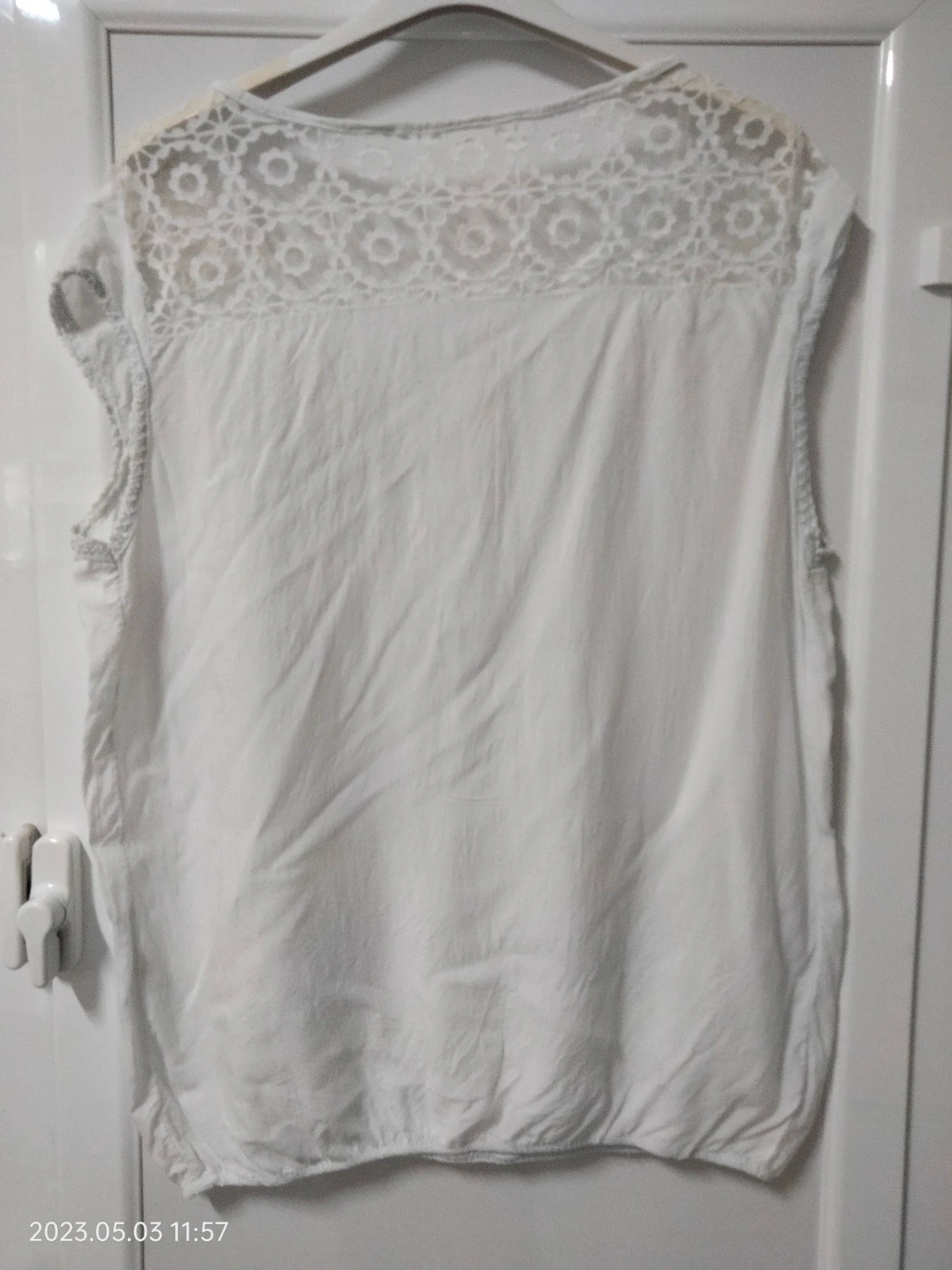 Blusa blanca – Local – taille L / 40 / 12 2