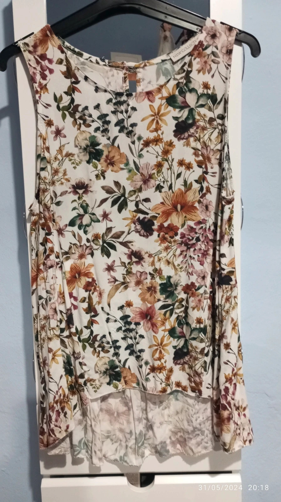 💐 Blusa New Collection Flores - NUEVA - Talla L – New Collection – taille L / 40 / 12