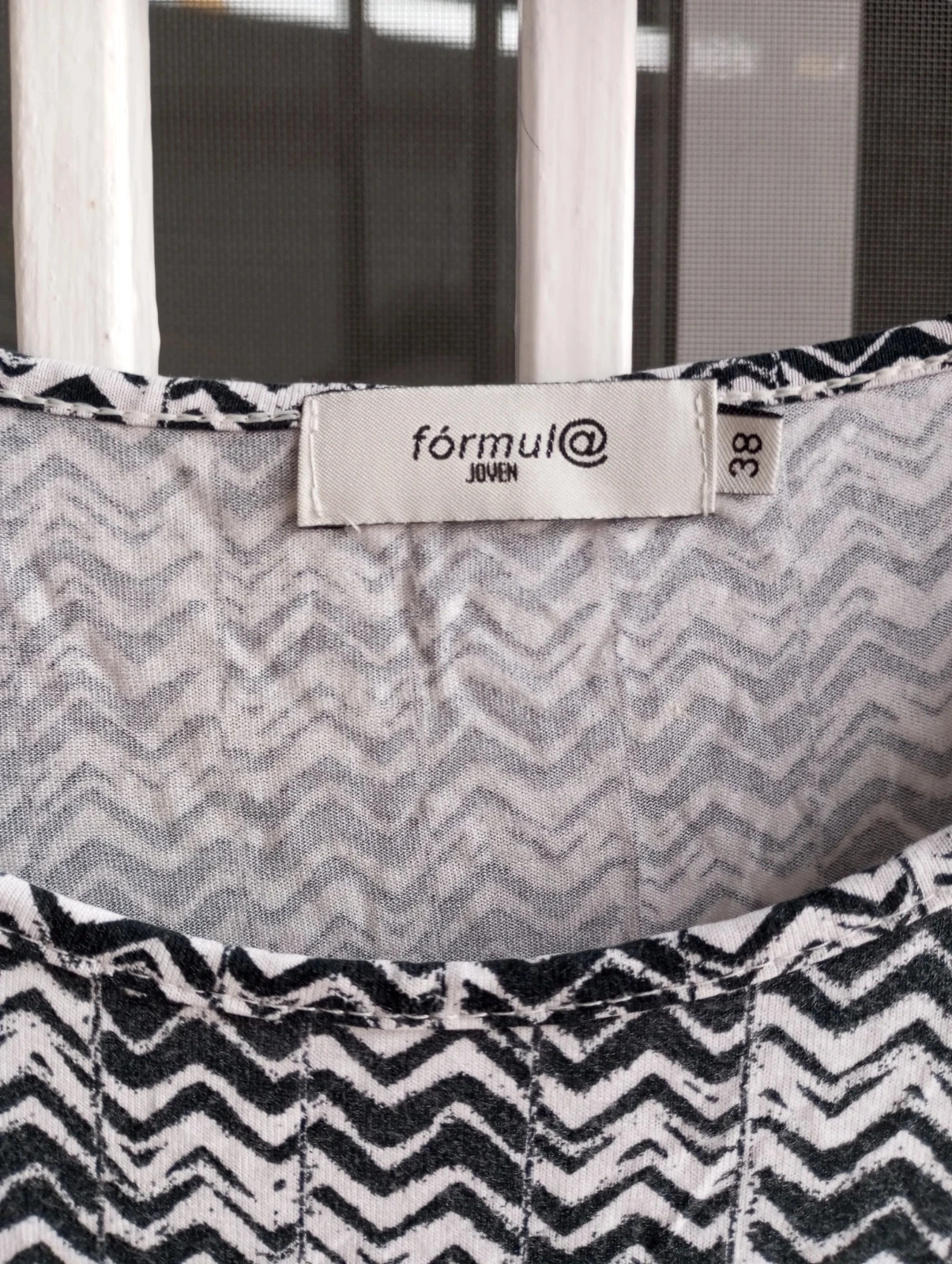 Vestido geométrico blanco y negro - Fórmula Joven (Talla M / 38) – Fórmula Joven – taille M / 38 / 10 3