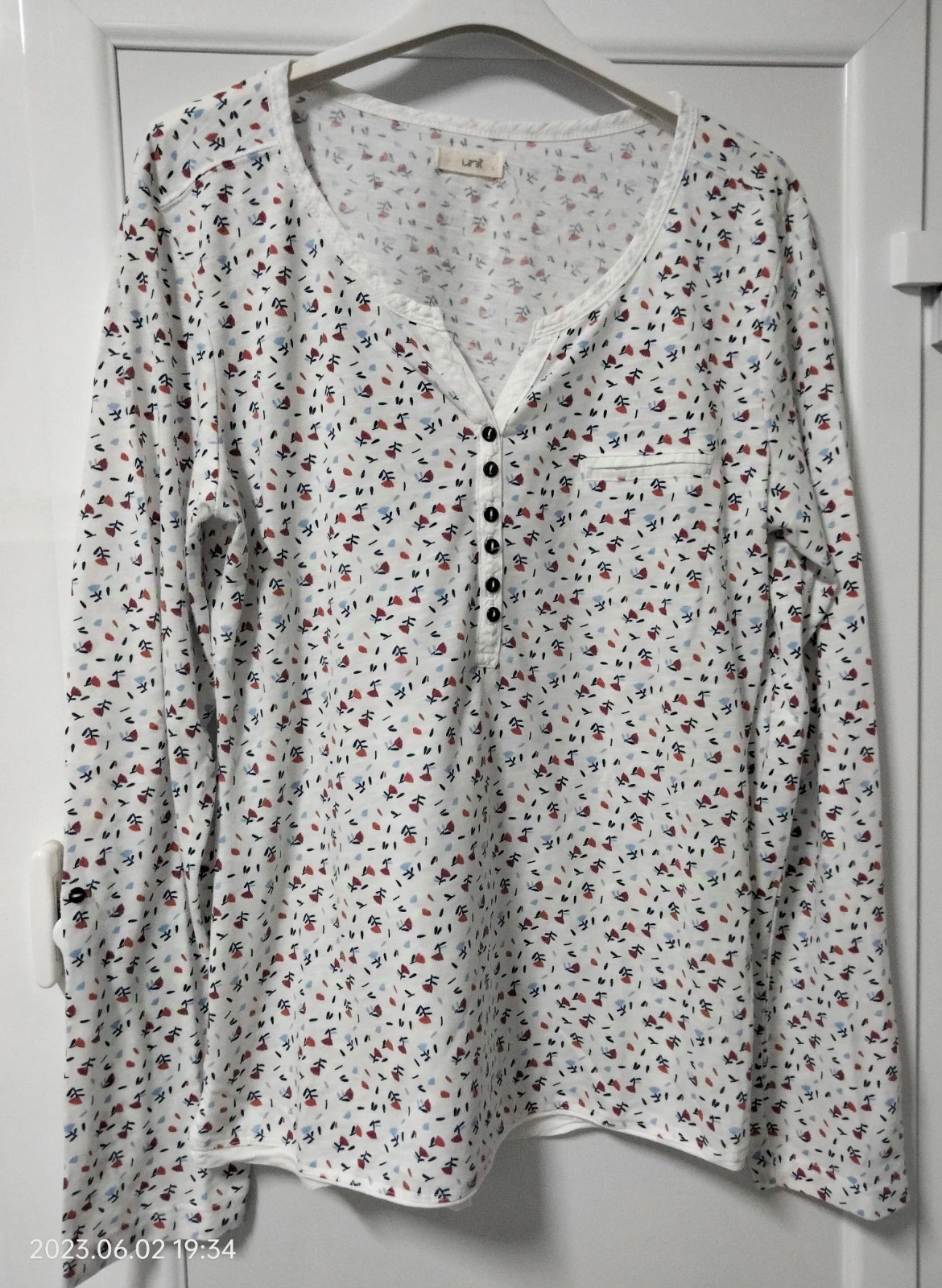 Camiseta flores Unit / Talla L – Unit – taille L / 40 / 12