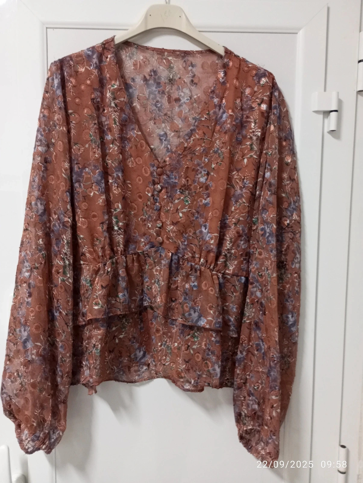 🌸 Blusa Floral Romántica - Italy Moda - Talla L (Nueva)