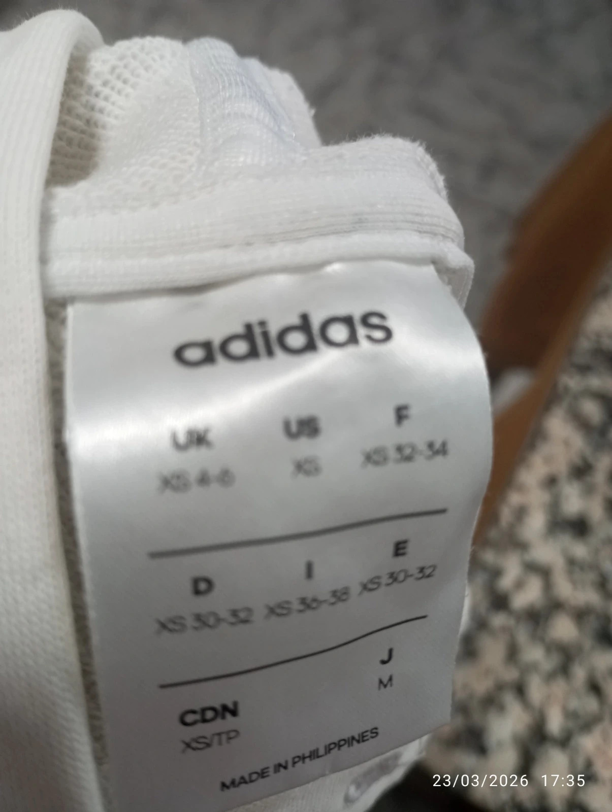 Sudadera Adidas Linear Graphic - Blanca - Talla XS – adidas – taille XS / 34 / 6 3