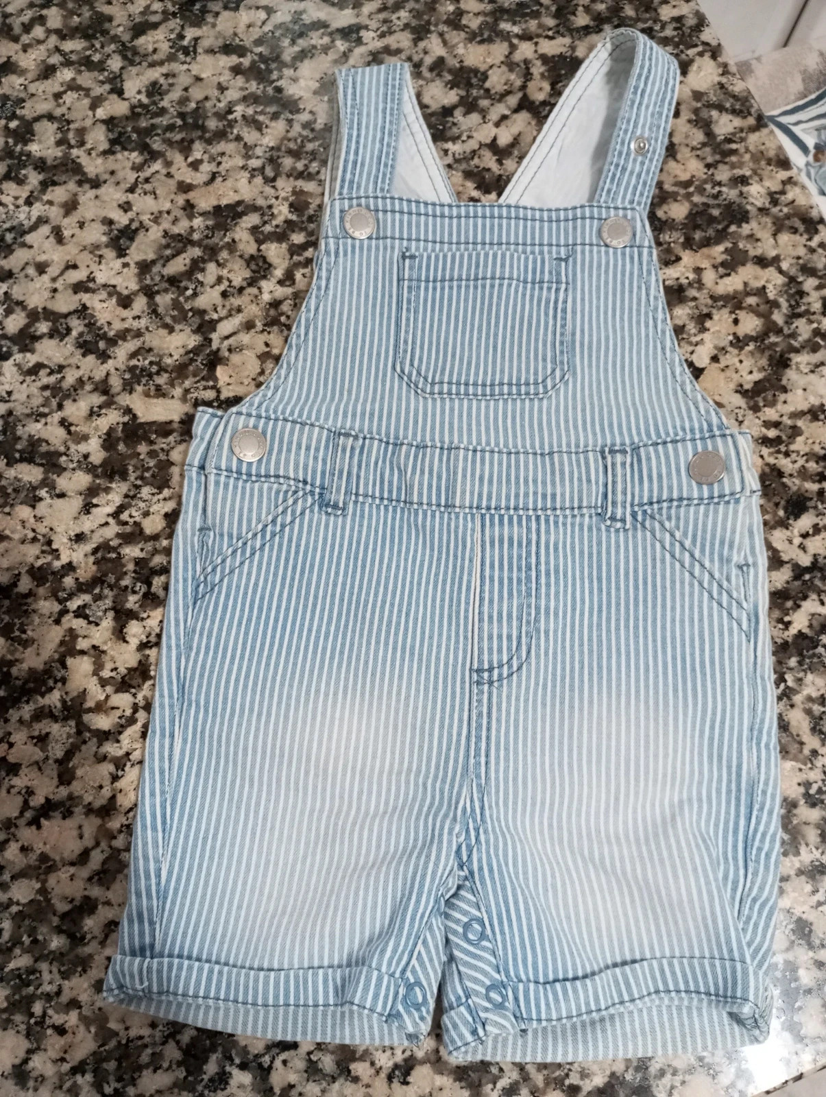 Peto rayas azul/blanco Primark NUEVO! Talla 92 – Primark – taille 24-36 mois / 92 cm