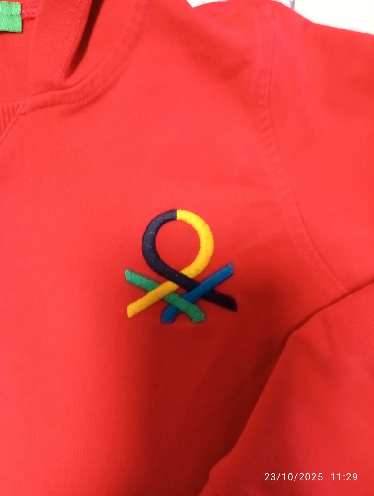 Sudadera roja Benetton – United Colors of Benetton – taille 3 ans / 98 cm 2