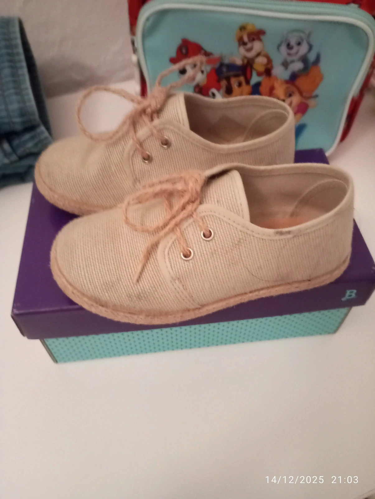 Zapatitos de lino