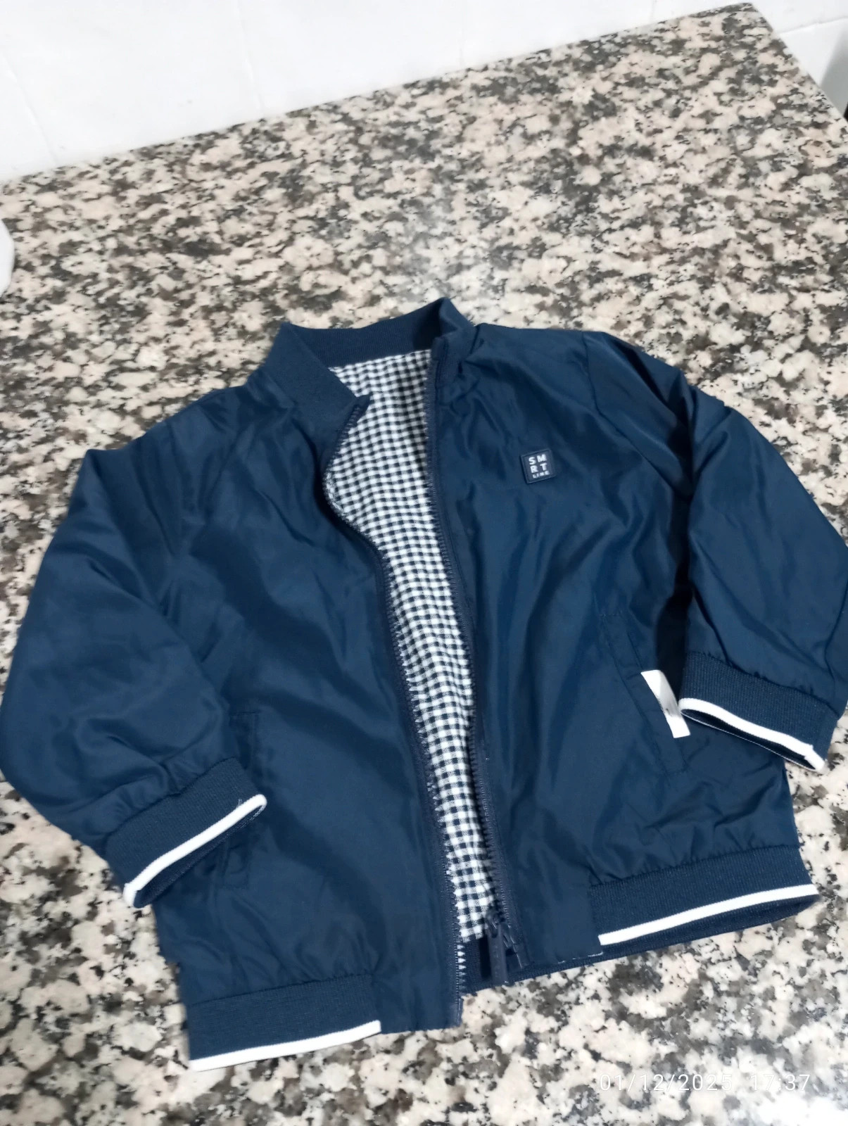 Chaqueta reversible nueva