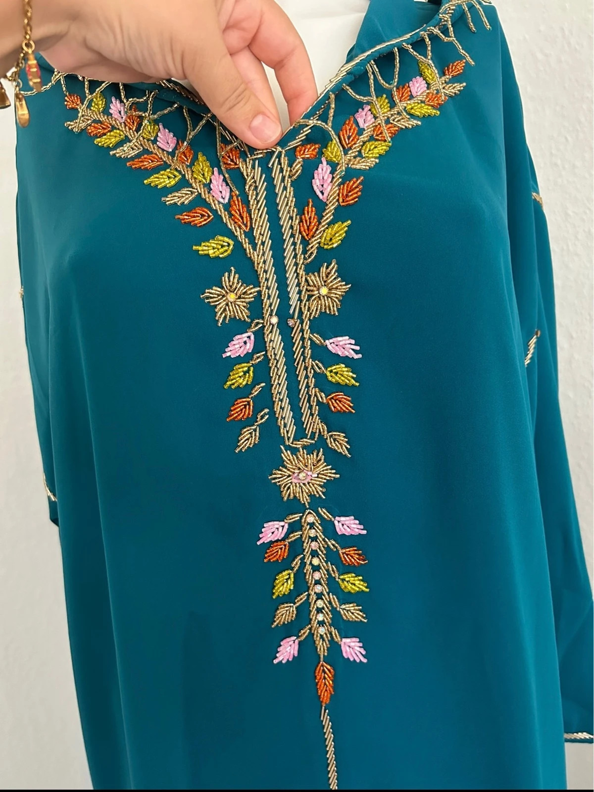 Jellaba makzania confectionner a la main avec des perles originale de haute qualité – Jellaba – taille XL / 42 / 14 2