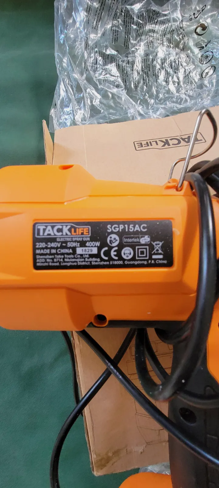 un pistolet à peinture électrique  – Tacklife 3