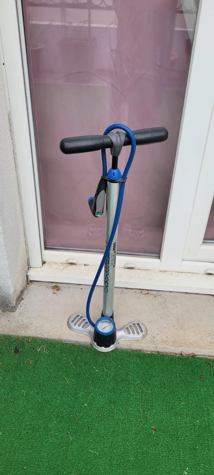 Pompes à vélo  – Decathlon 9