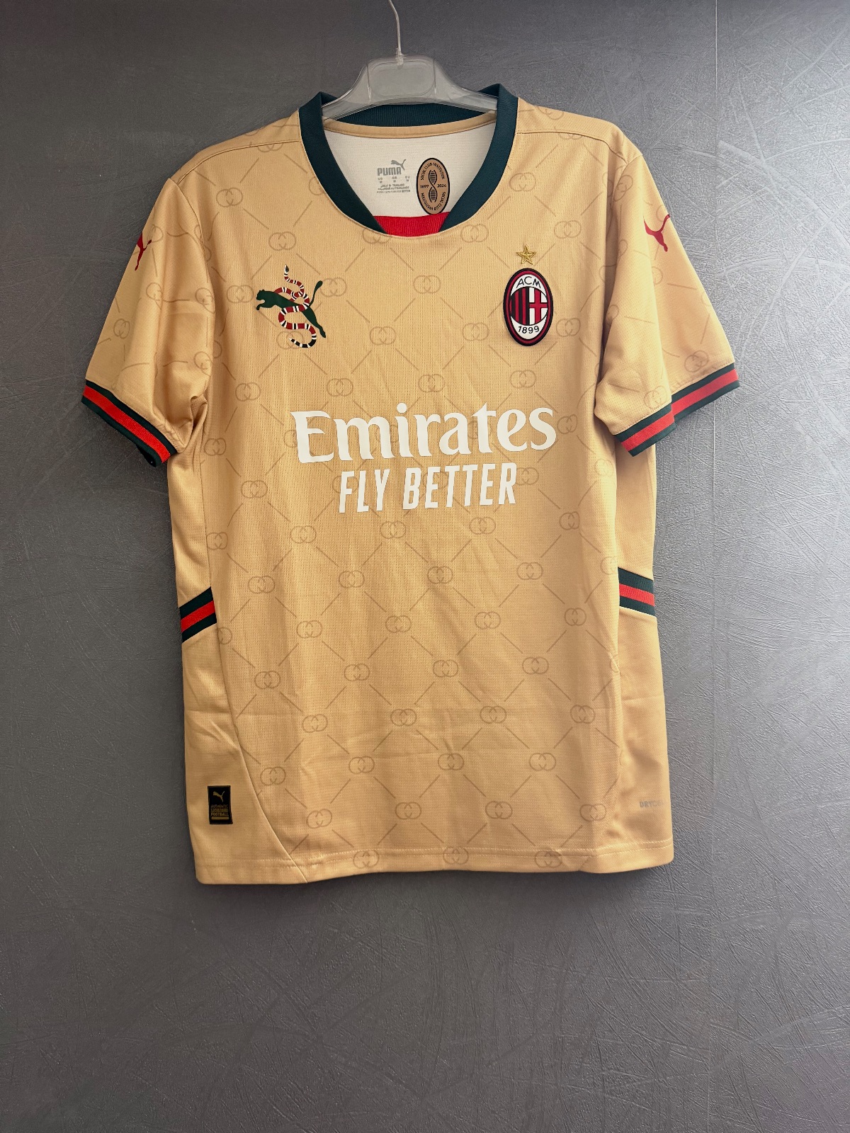 Maillot de football Puma AC Milan doré – Puma – taille S 2