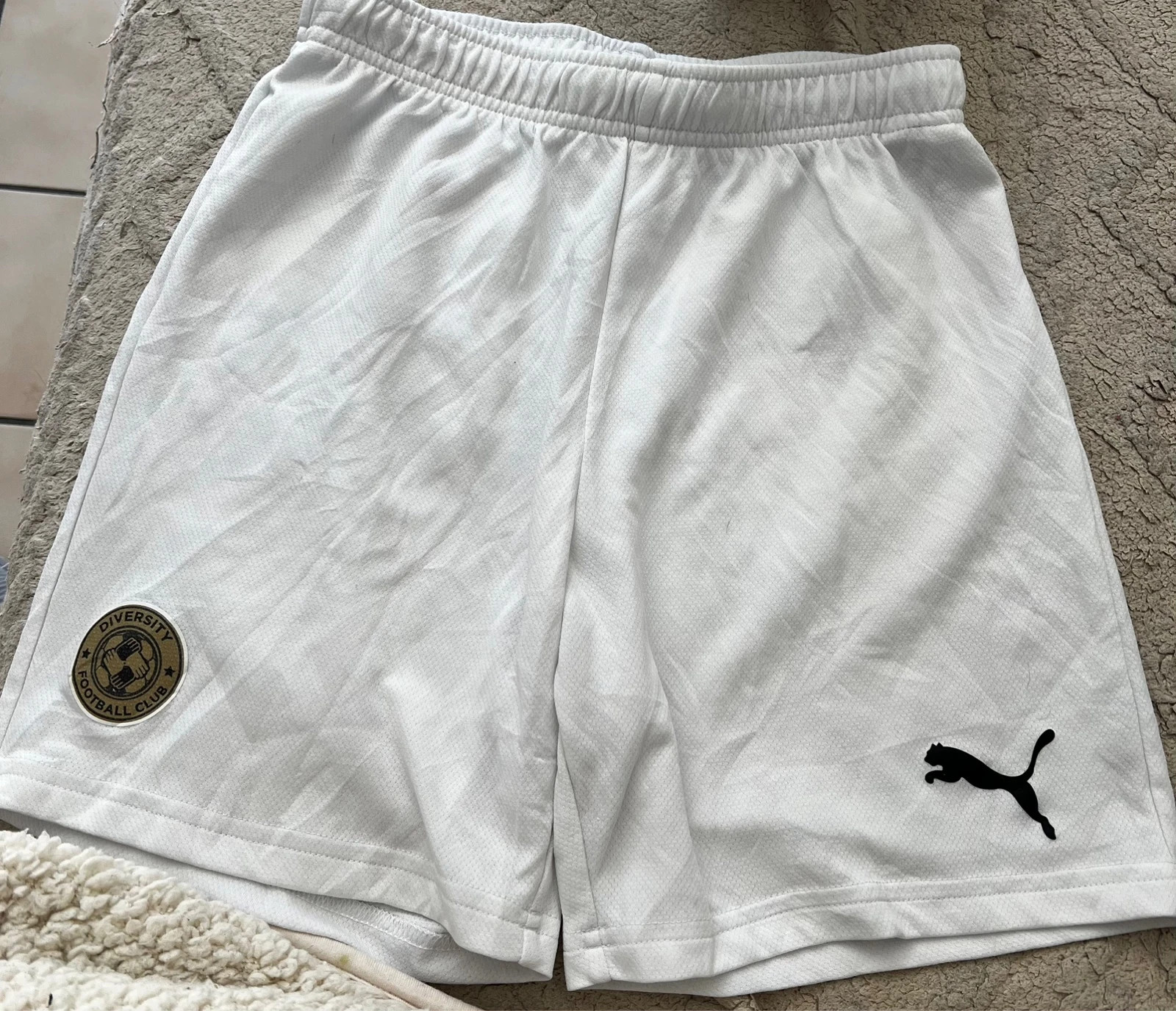 Short de sport Puma 13-14 ans