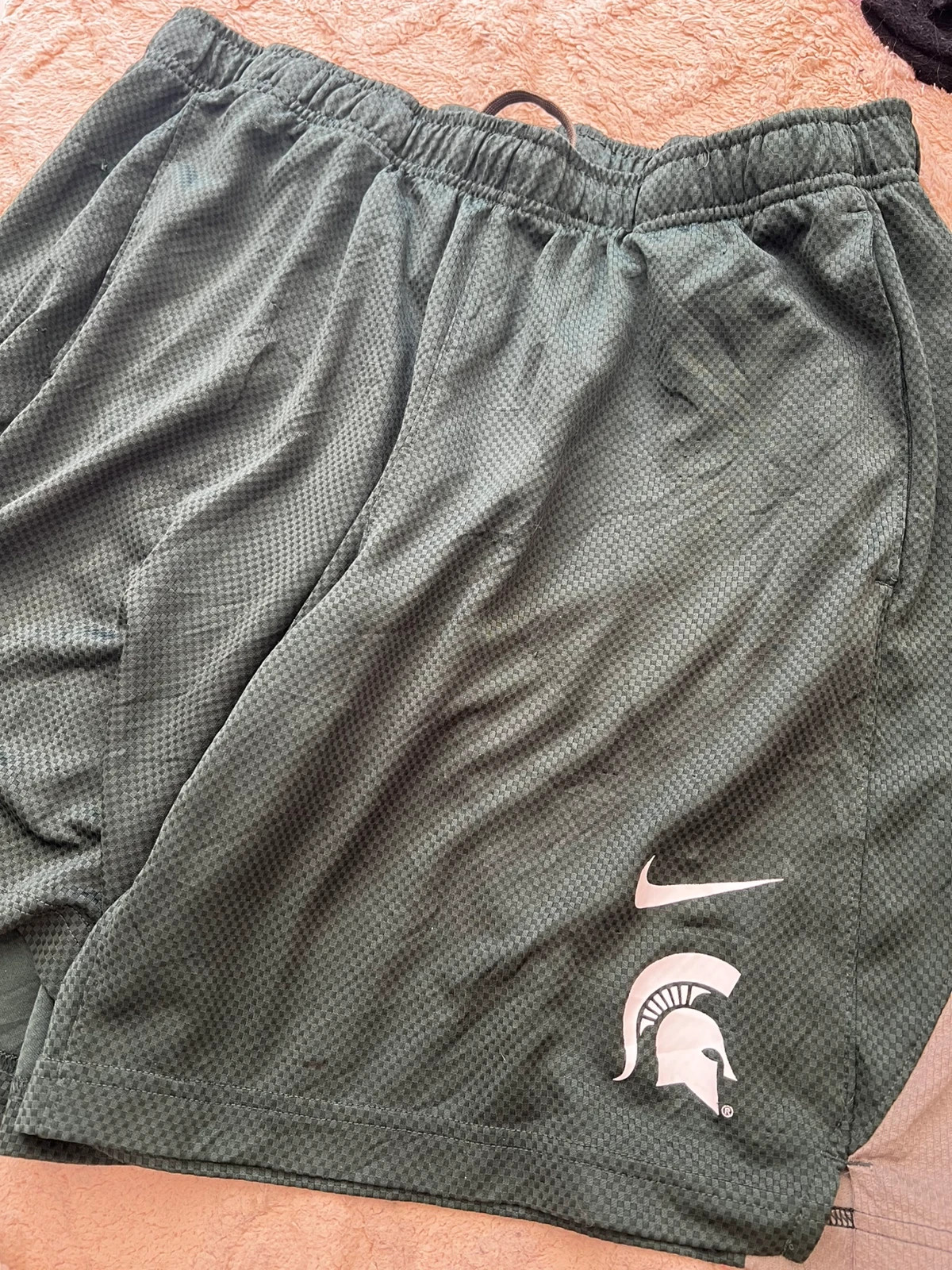 Short de sport Nike taille XL – Nike – taille XL 3