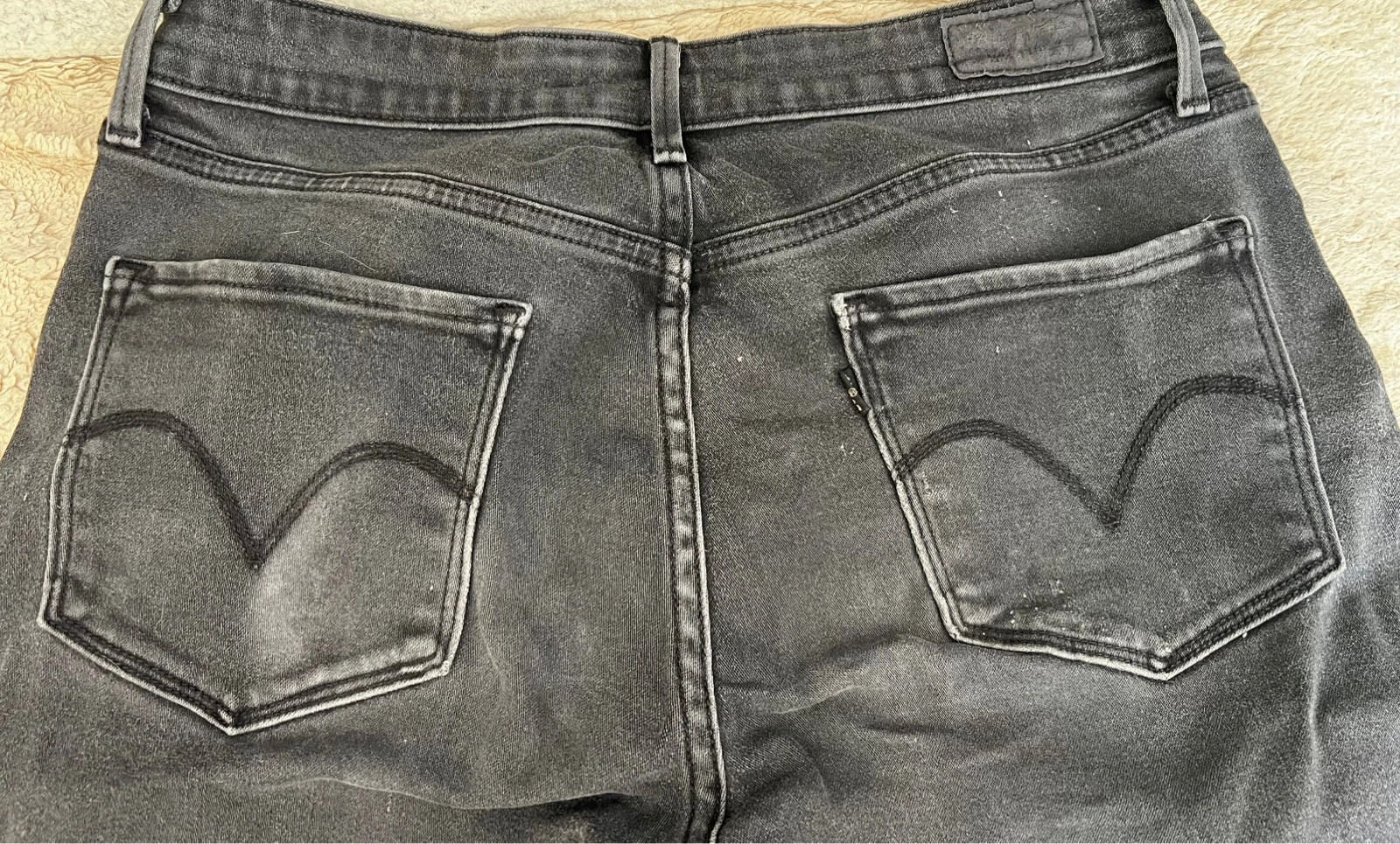 Jean Levis W29-L32 noir/gris foncé – Levi's – taille M / 38 / 10 2