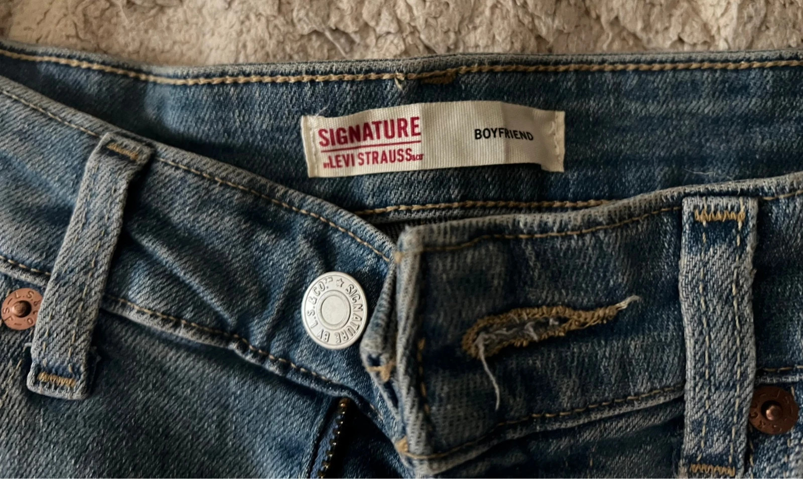 Jean Levi Strauss & Co boyfriend W31 – Levi Strauss & Co. – taille W31 | FR 40 5