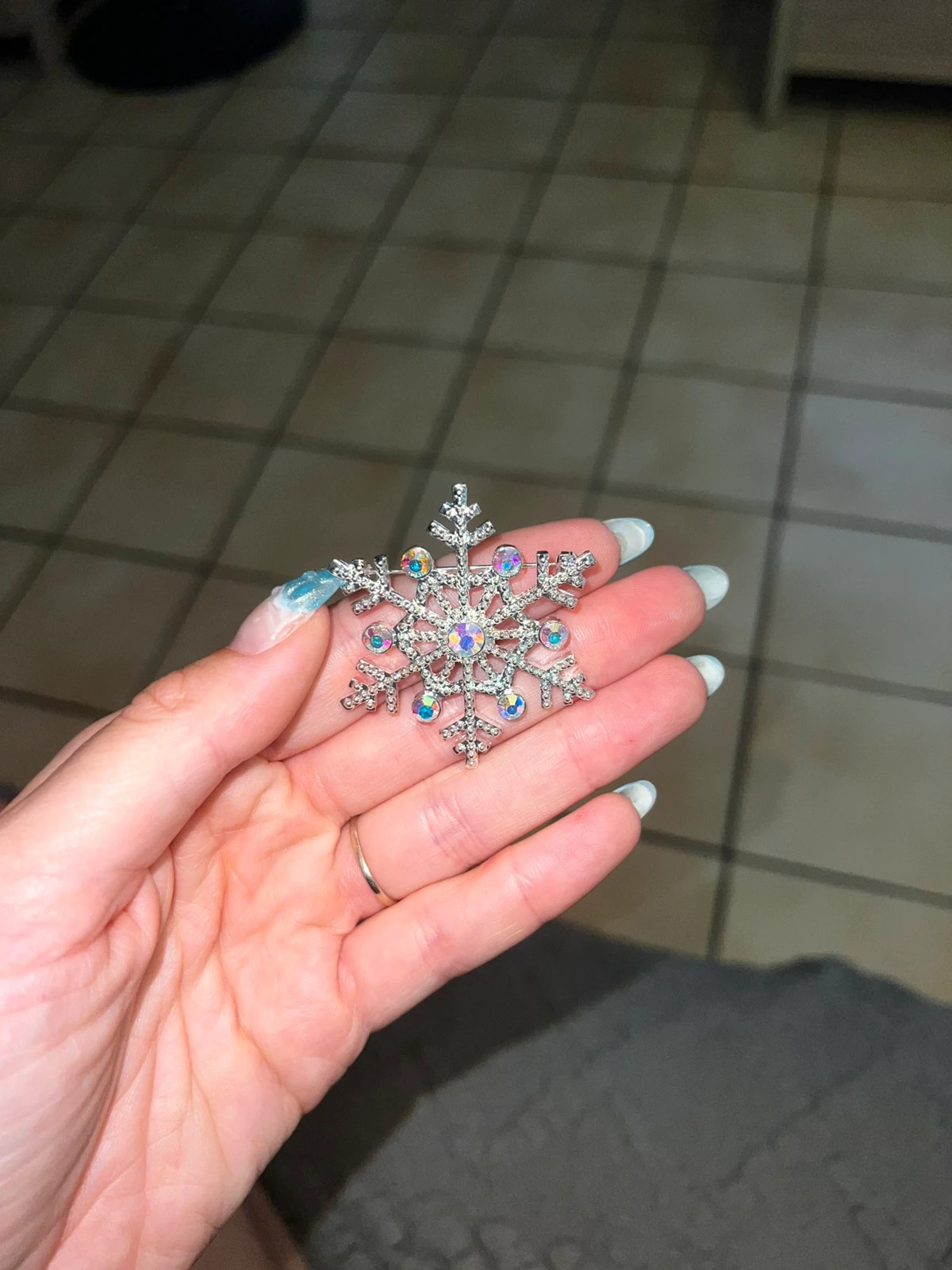 Broche
