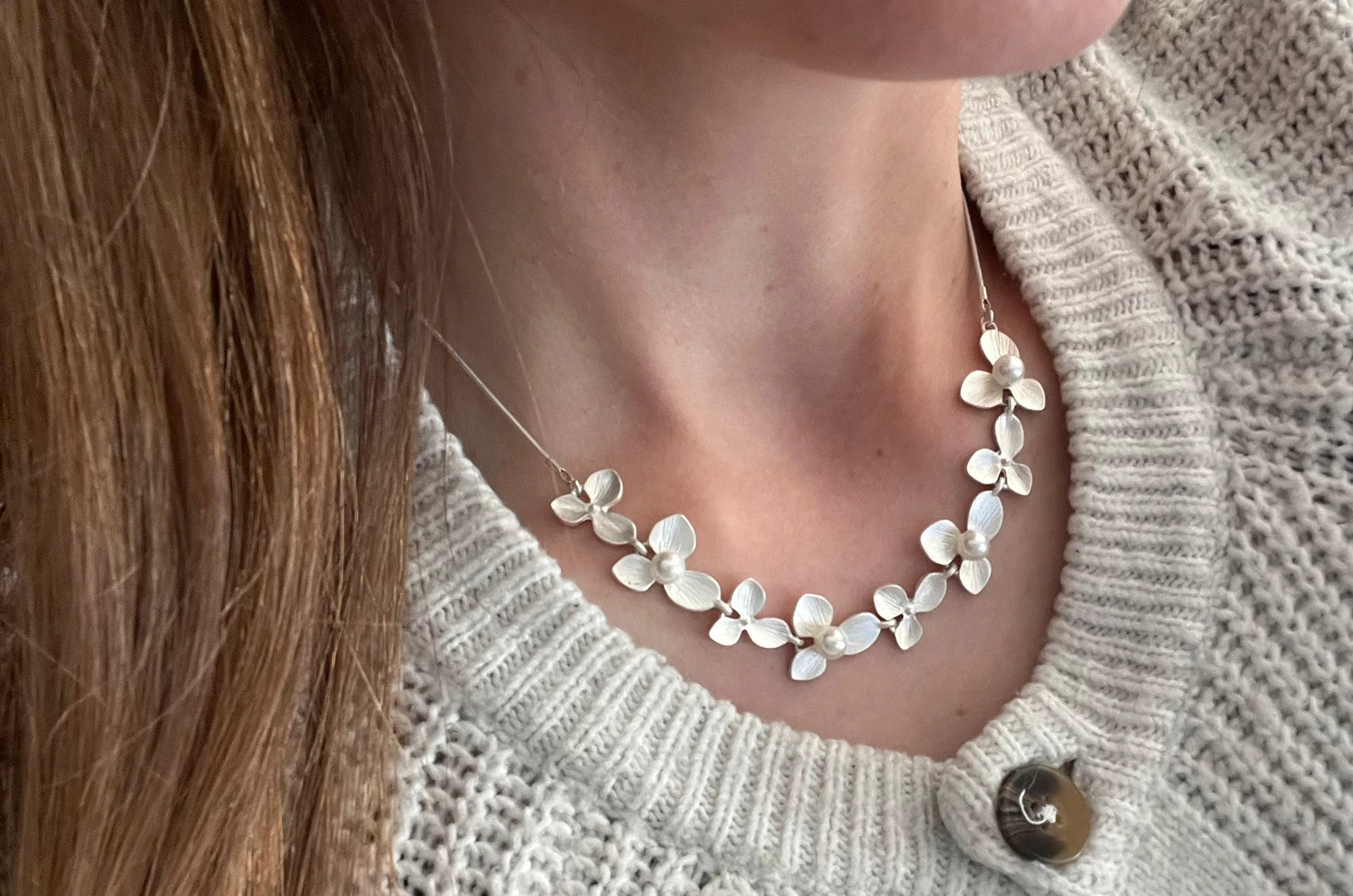 Collier fleur – Inconnu