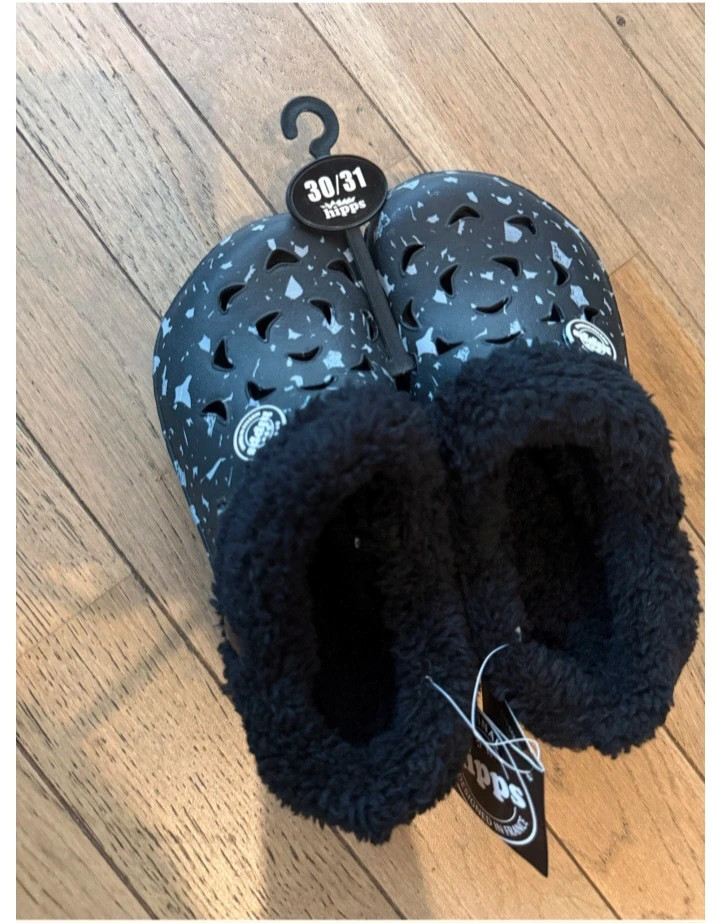 Hipps enfant noires à motifs gris pointure 30/31 avec fourrure dehoussable