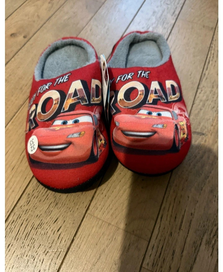 Pantoufles enfant Cars Disney taille 32/33