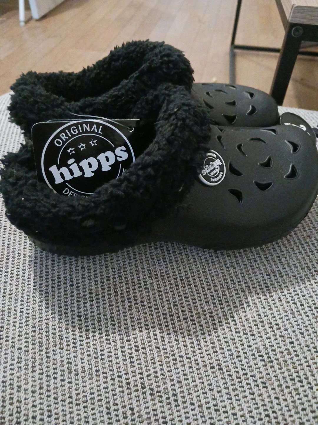 Hipps enfant noires pointure 27 avec fourrure dehoussable
