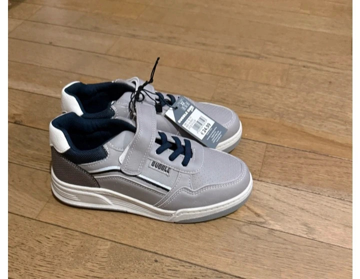 Baskets enfant taille 32