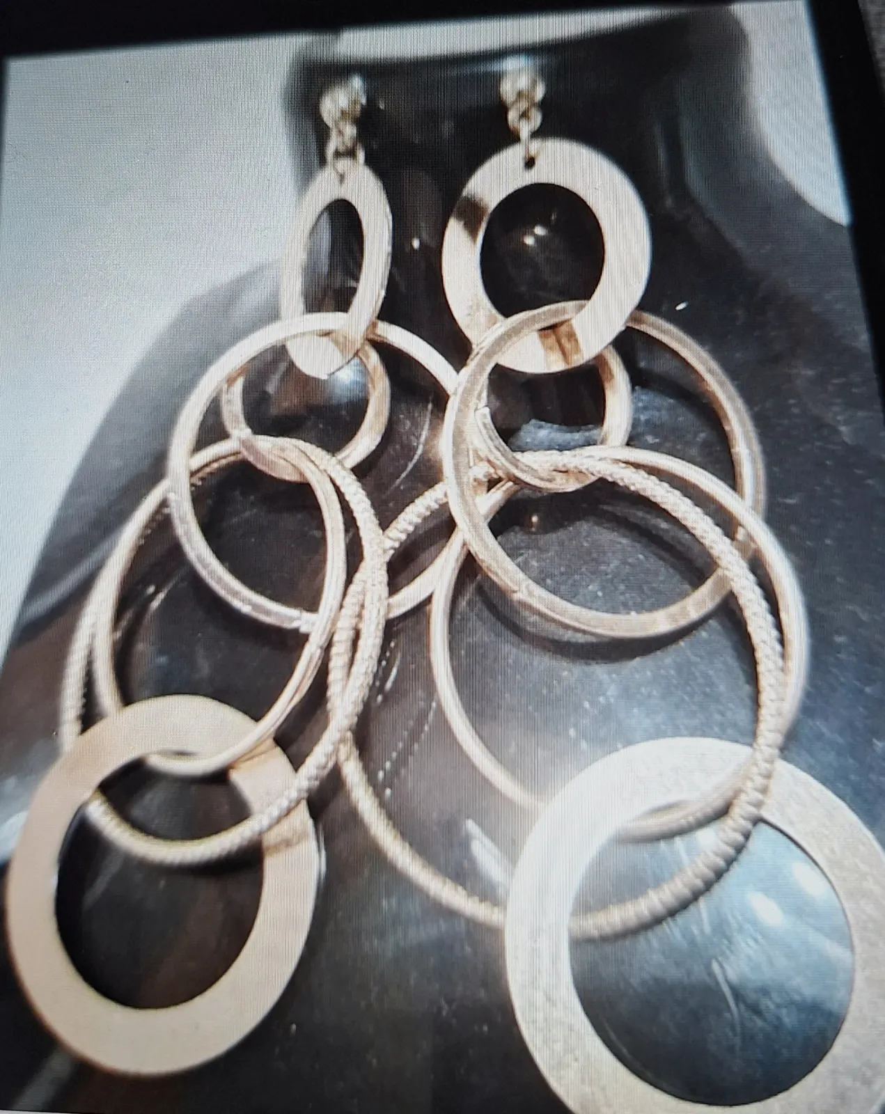 Longue boucles d.oreilles – Inconnu – taille Taille unique 2