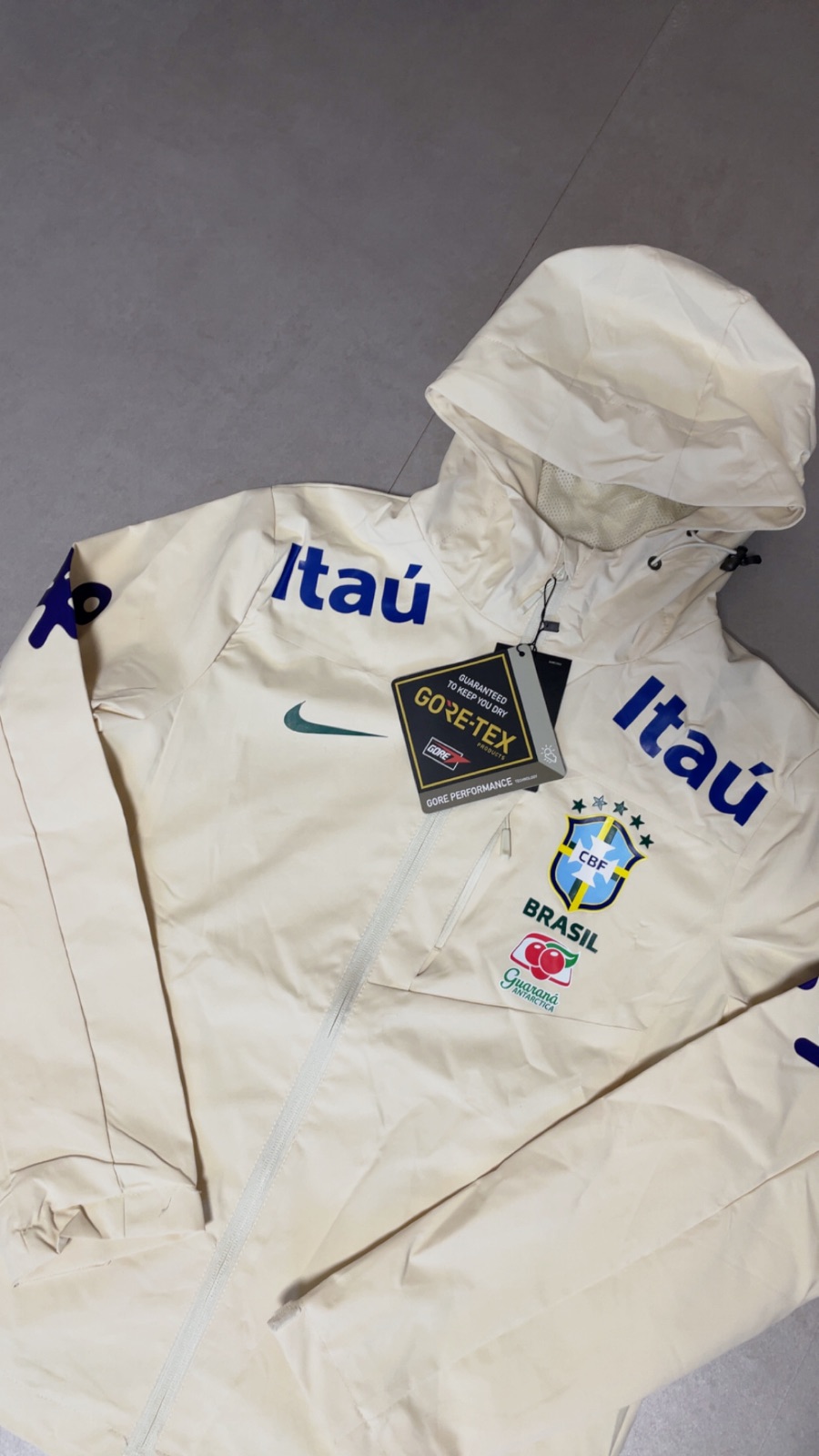 Veste coupe-vent Nike Brésil Gore-Tex – Nike – taille M 4