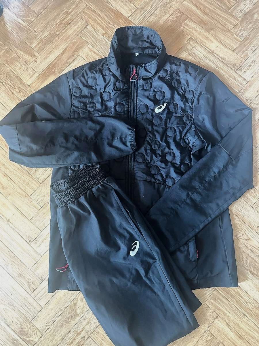 Ensemble de survêtement Asics noir