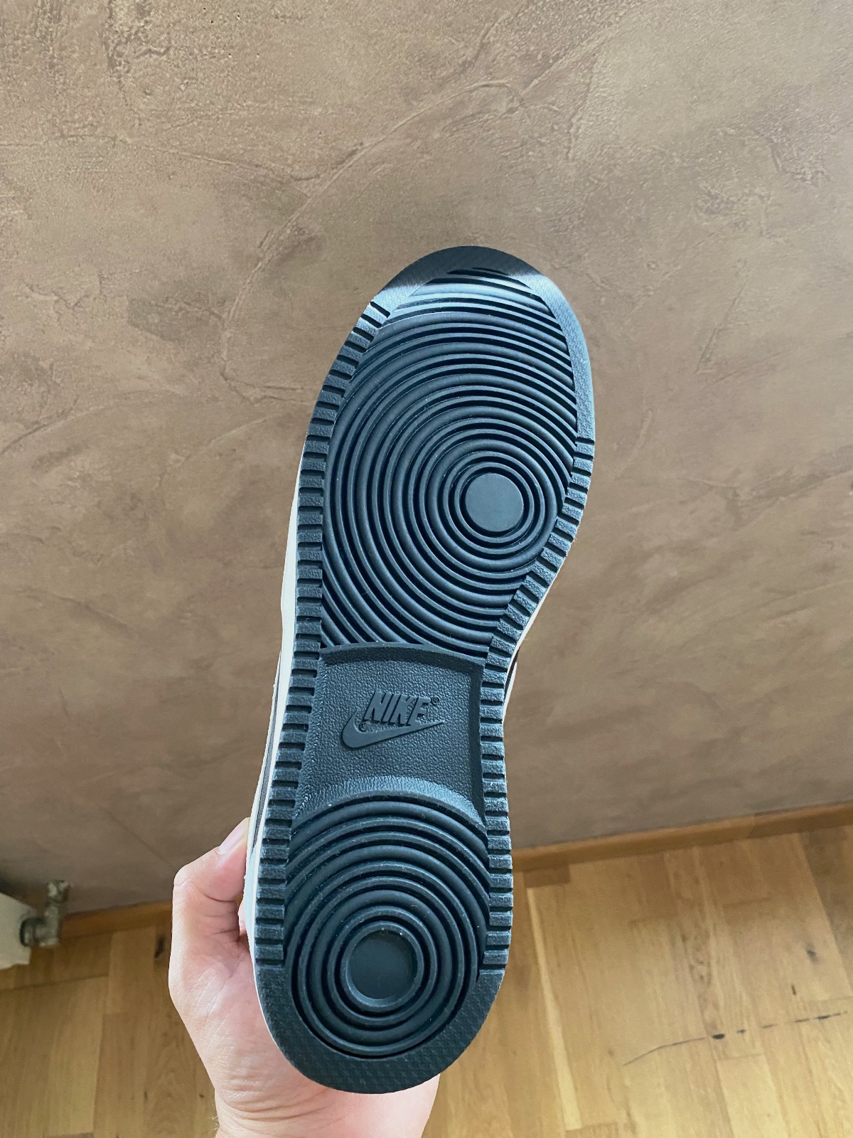 Baskets Nike Court Borough noires et grises – Nike – taille EU 44 6