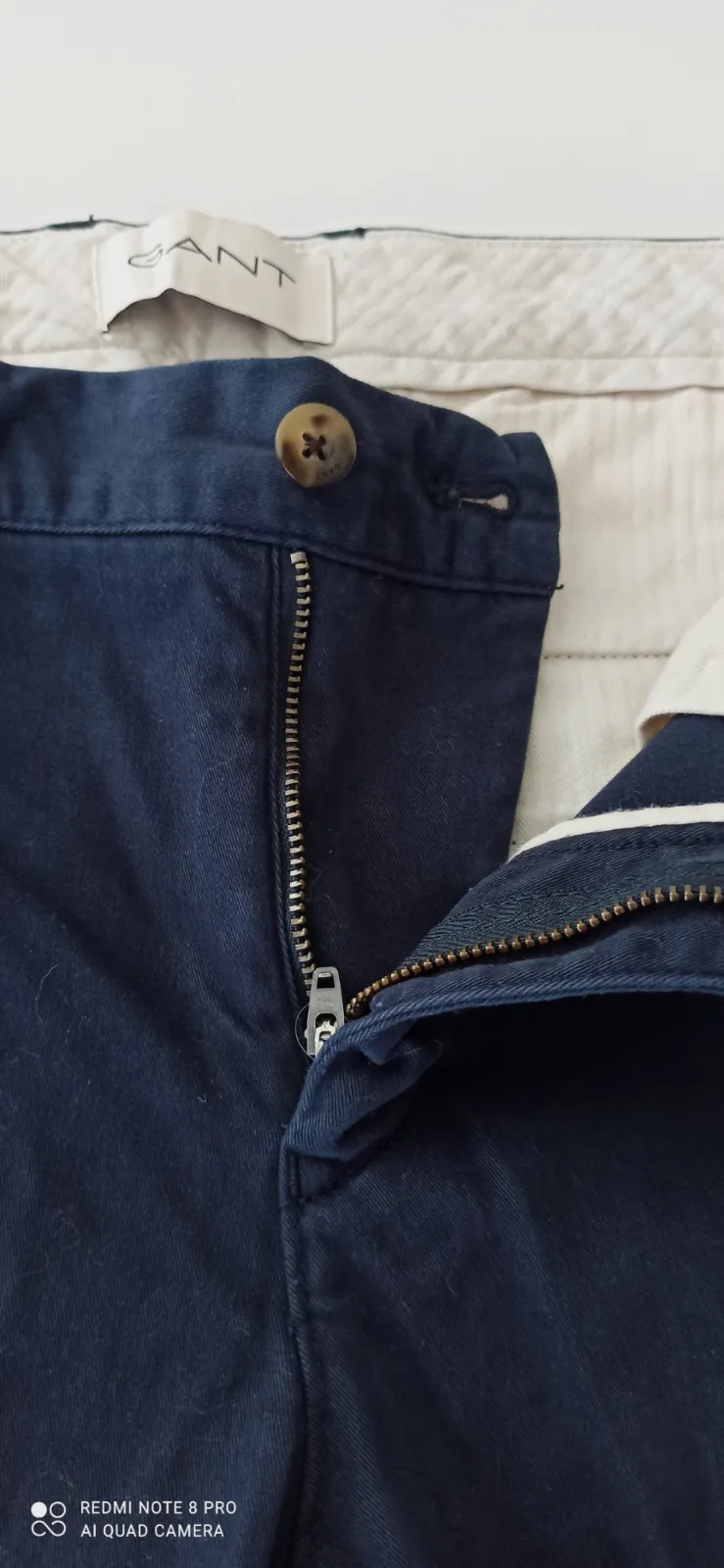 Pantalon chino GANT Slim Fit bleu marine — W31/L32  – Gant – taille 40 7