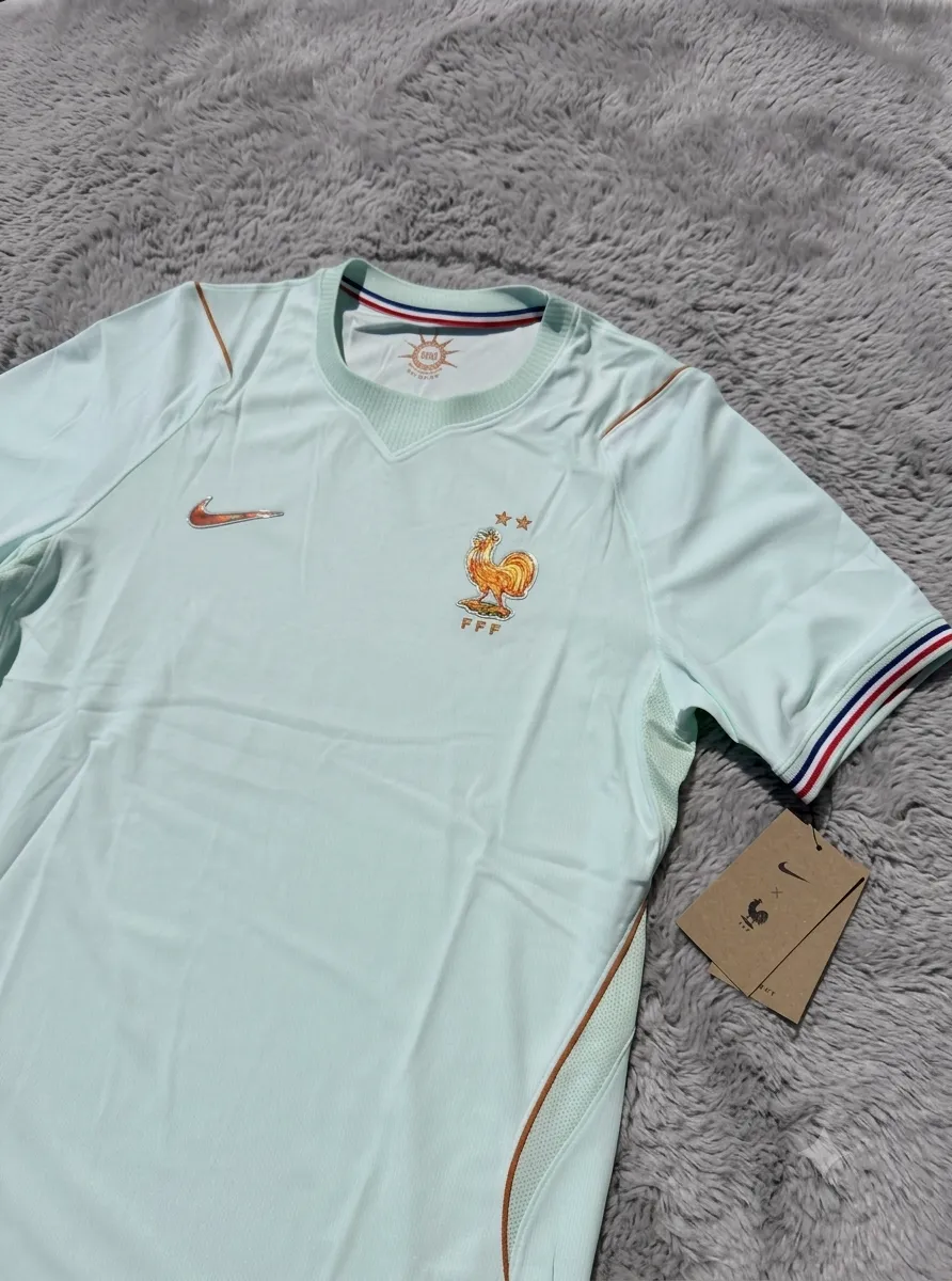 Maillot foot équipe de France  – Nike – taille L 3