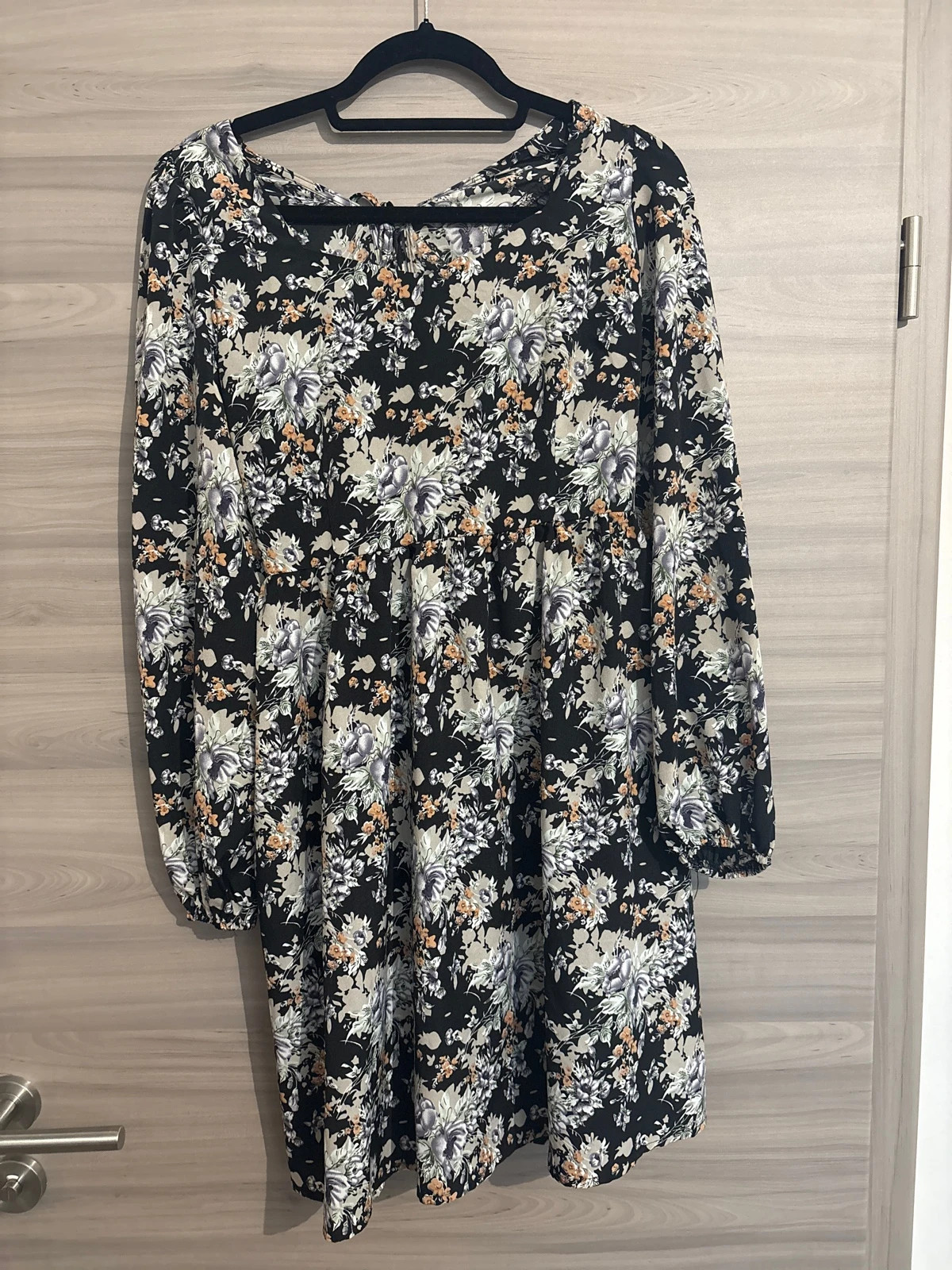Robe dos nu