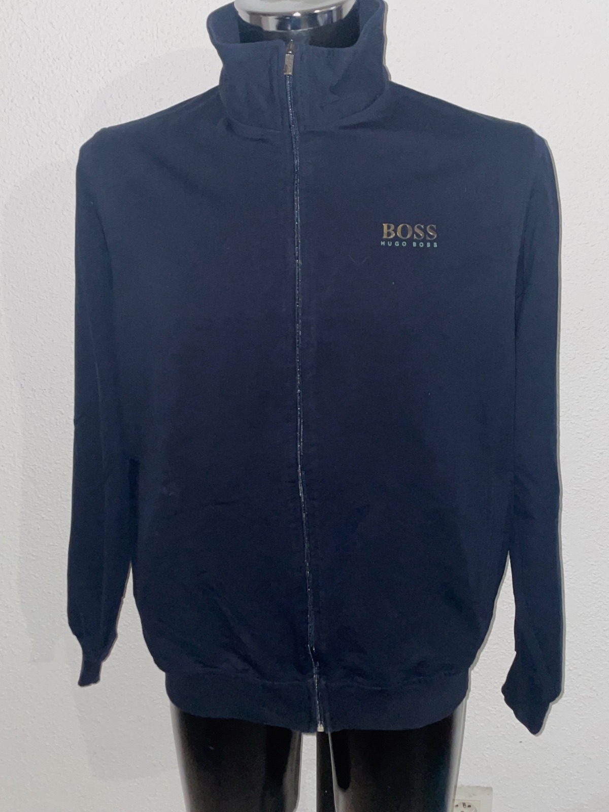 Hugo Boss veste zip / Taille : XL / Très bon état / Flocage logo – Hugo Boss – taille XL 3