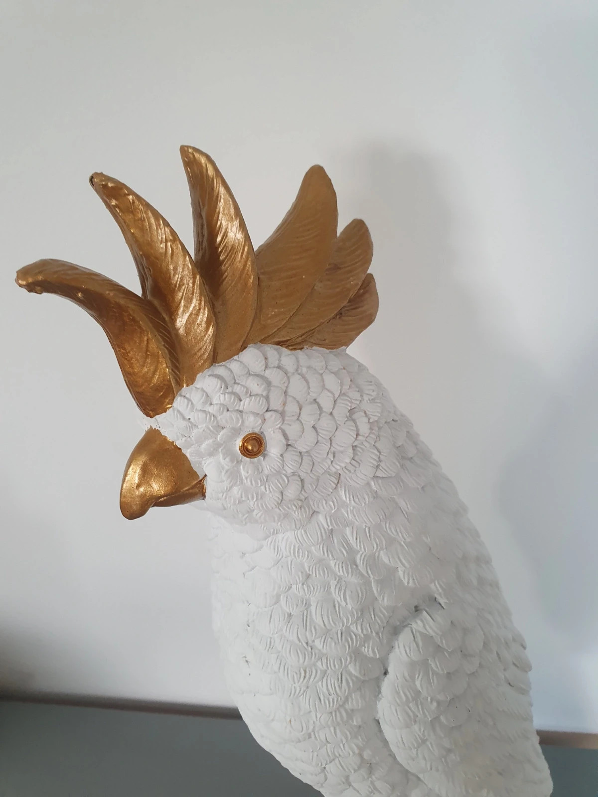 Joli oiseau décoratif blanc et doré – Ostaria 2