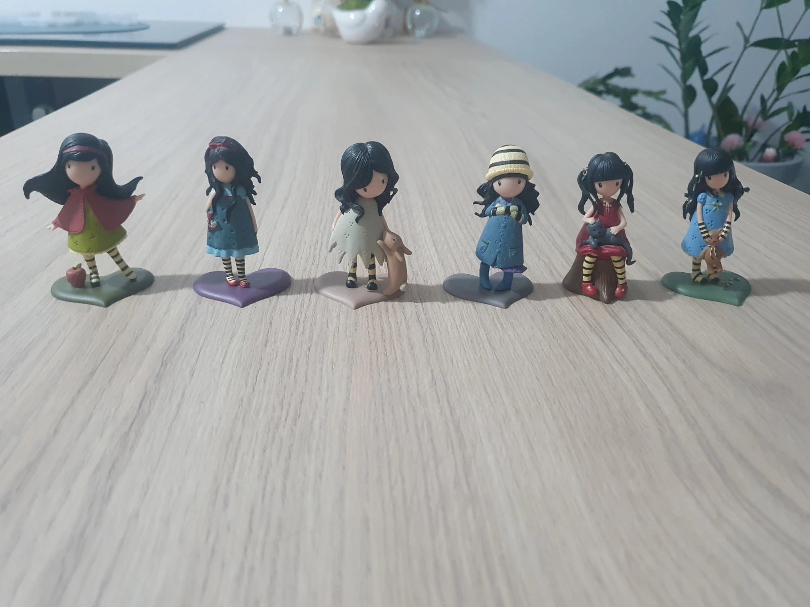 Lot 6 figurines Gorjuss