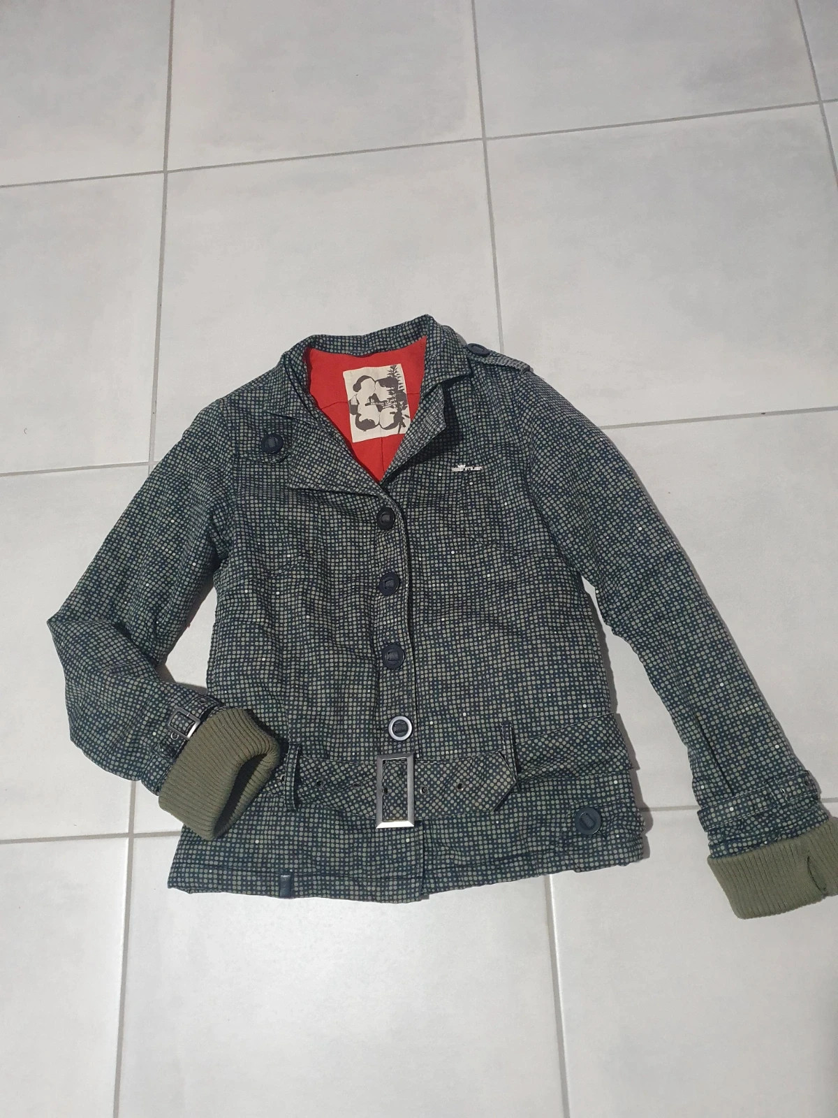 Jolie veste Skunkfunk