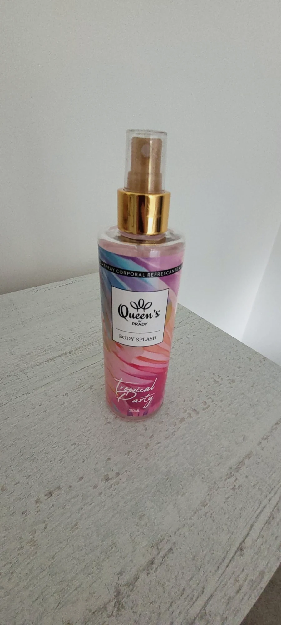 Brume parfumer tropical party