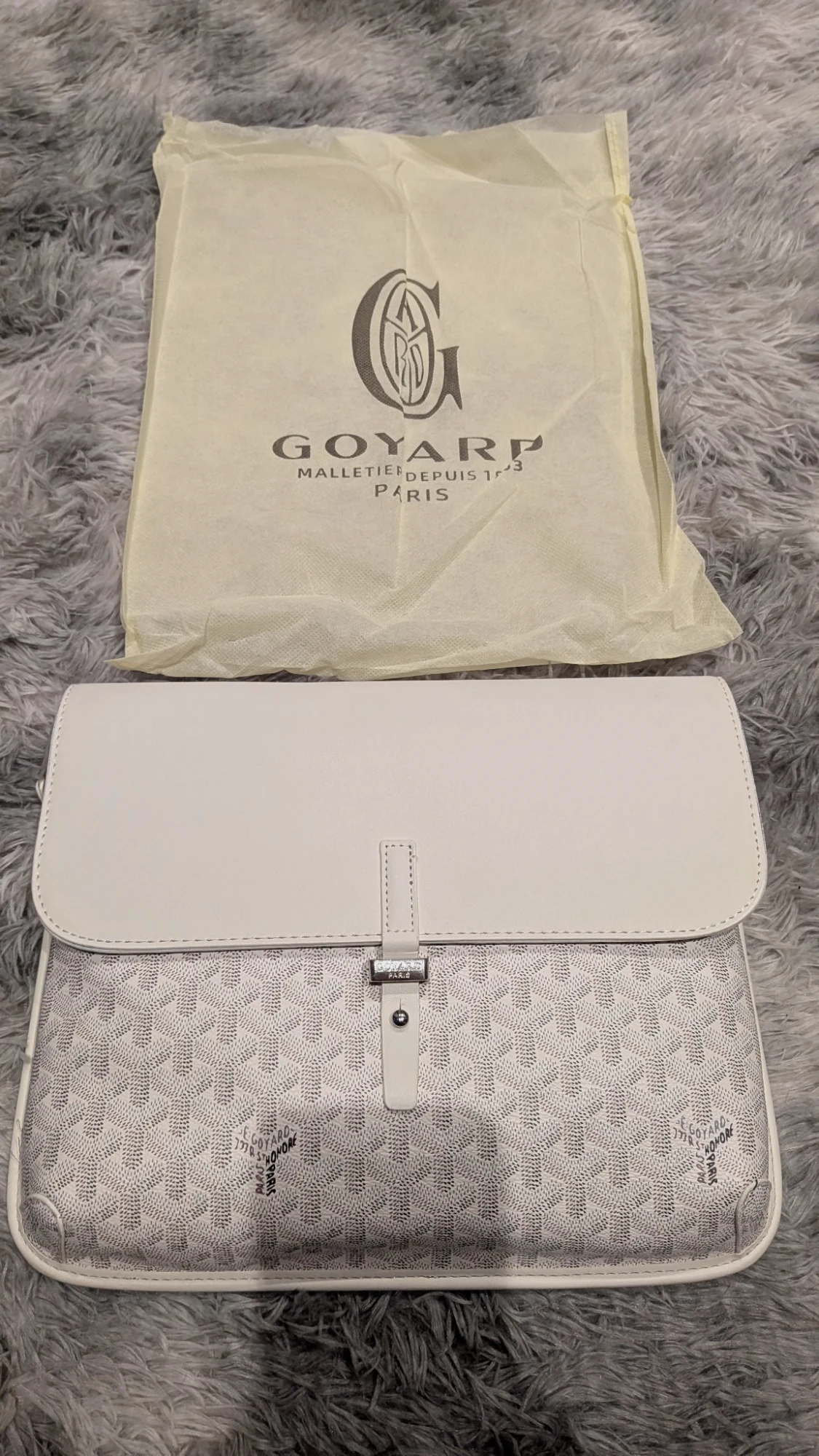 Goyard bag