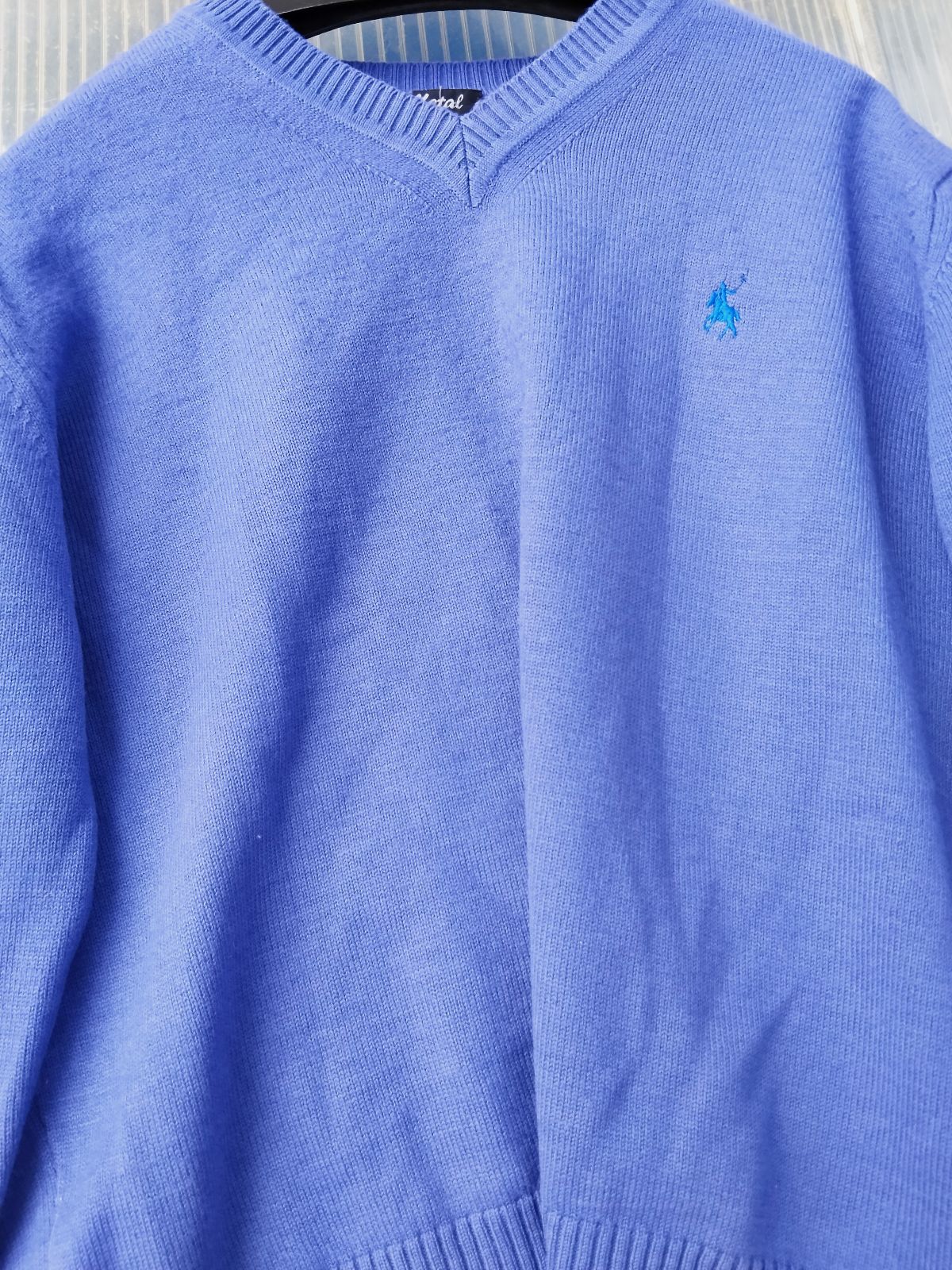 Jersey de punto azul con cuello en V – Metal – taille M 2