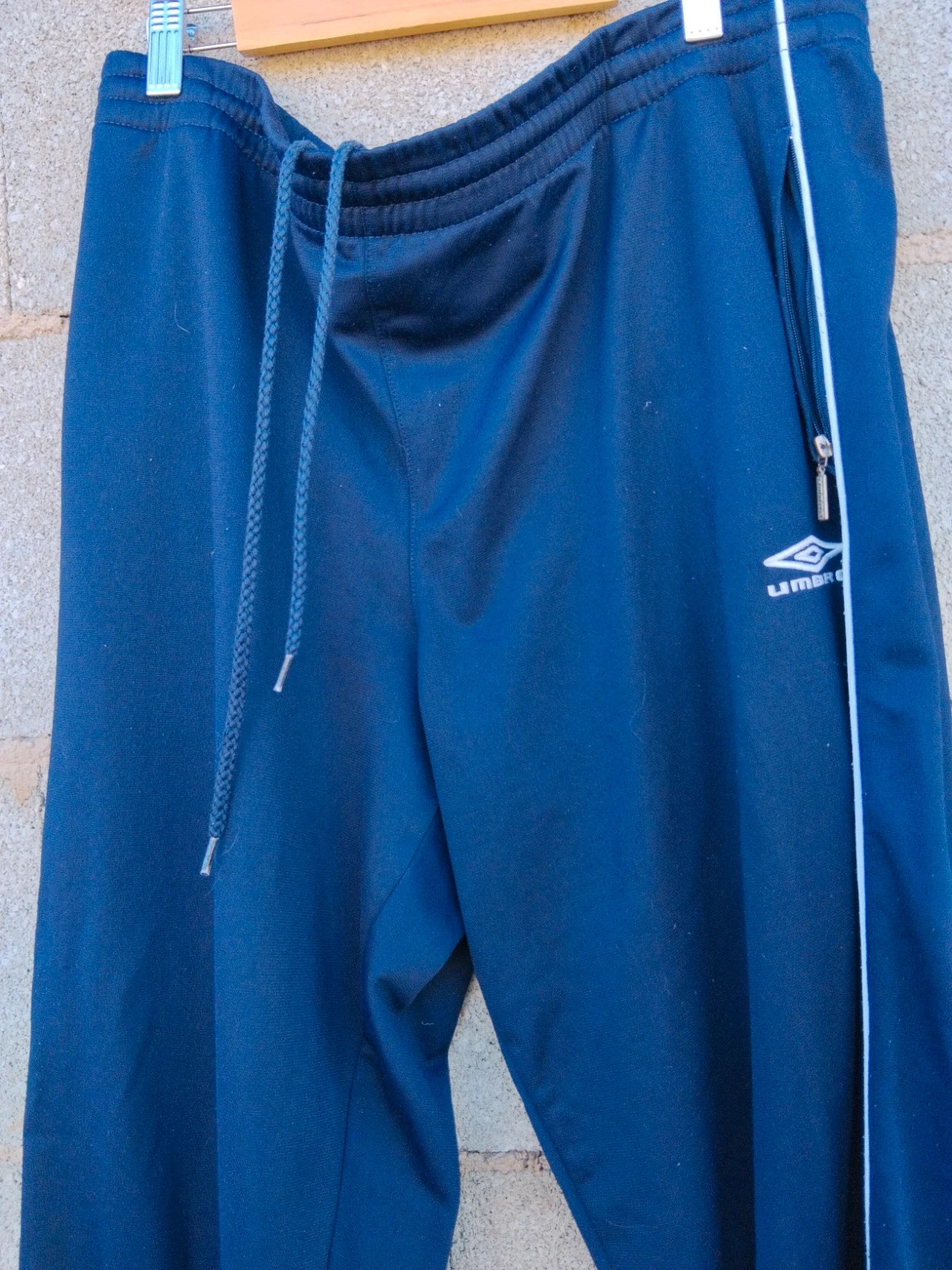 Pantalón umbro
