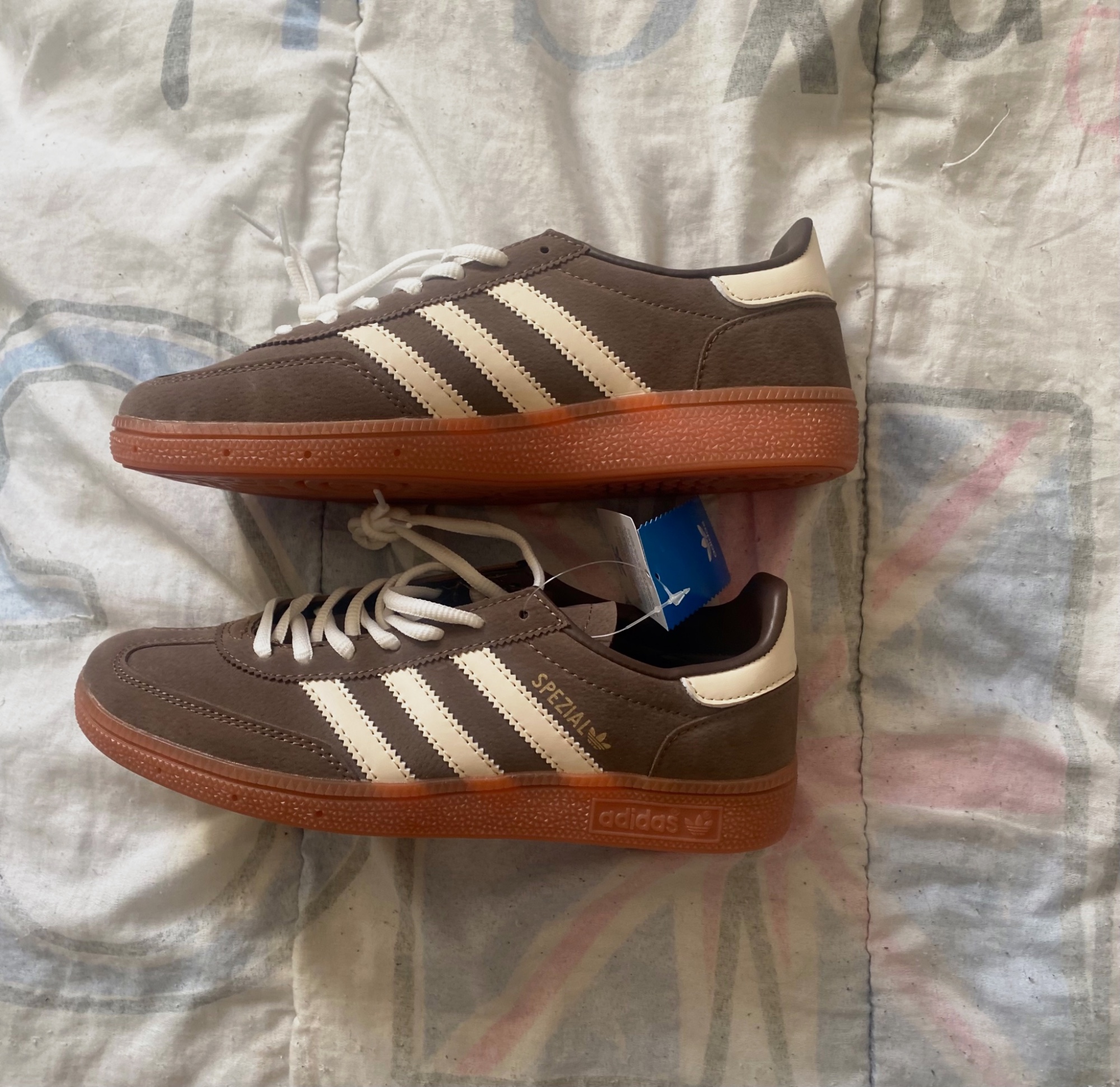adidas spezial (prix négociable)