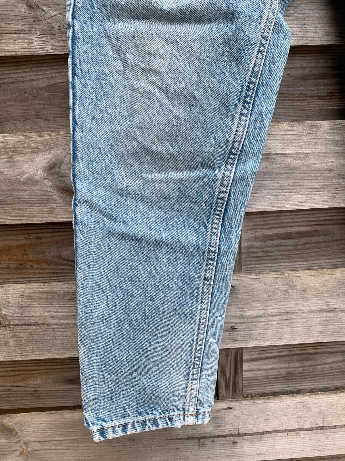 ZARA – Jean mom/droit bleu clair délavé et déchiré – T. 38 – Zara – taille M / 38 / 10 5
