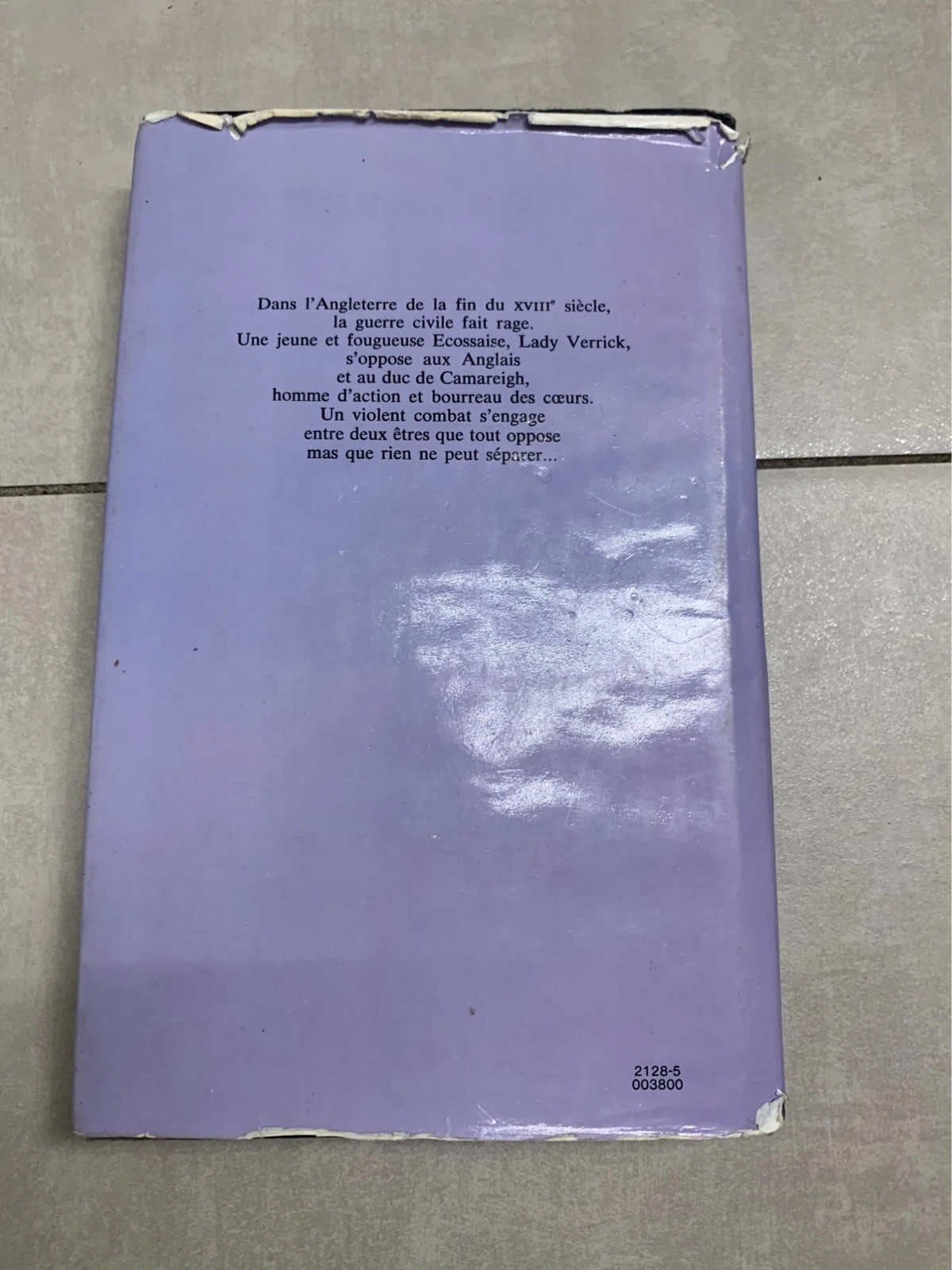 Livre Lune trouble – Laurie MacBain – édition France Loisirs 1981 2