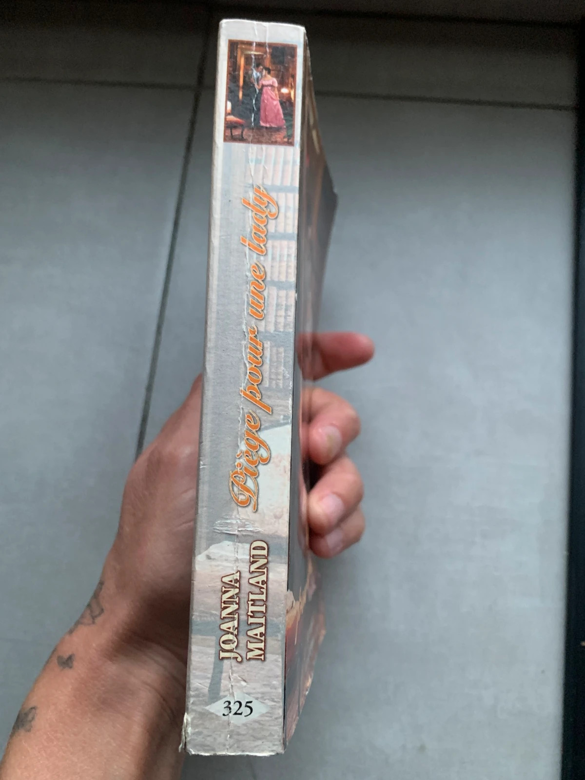 Livre Piège pour une lady – Joanna Maitland – Harlequin 3