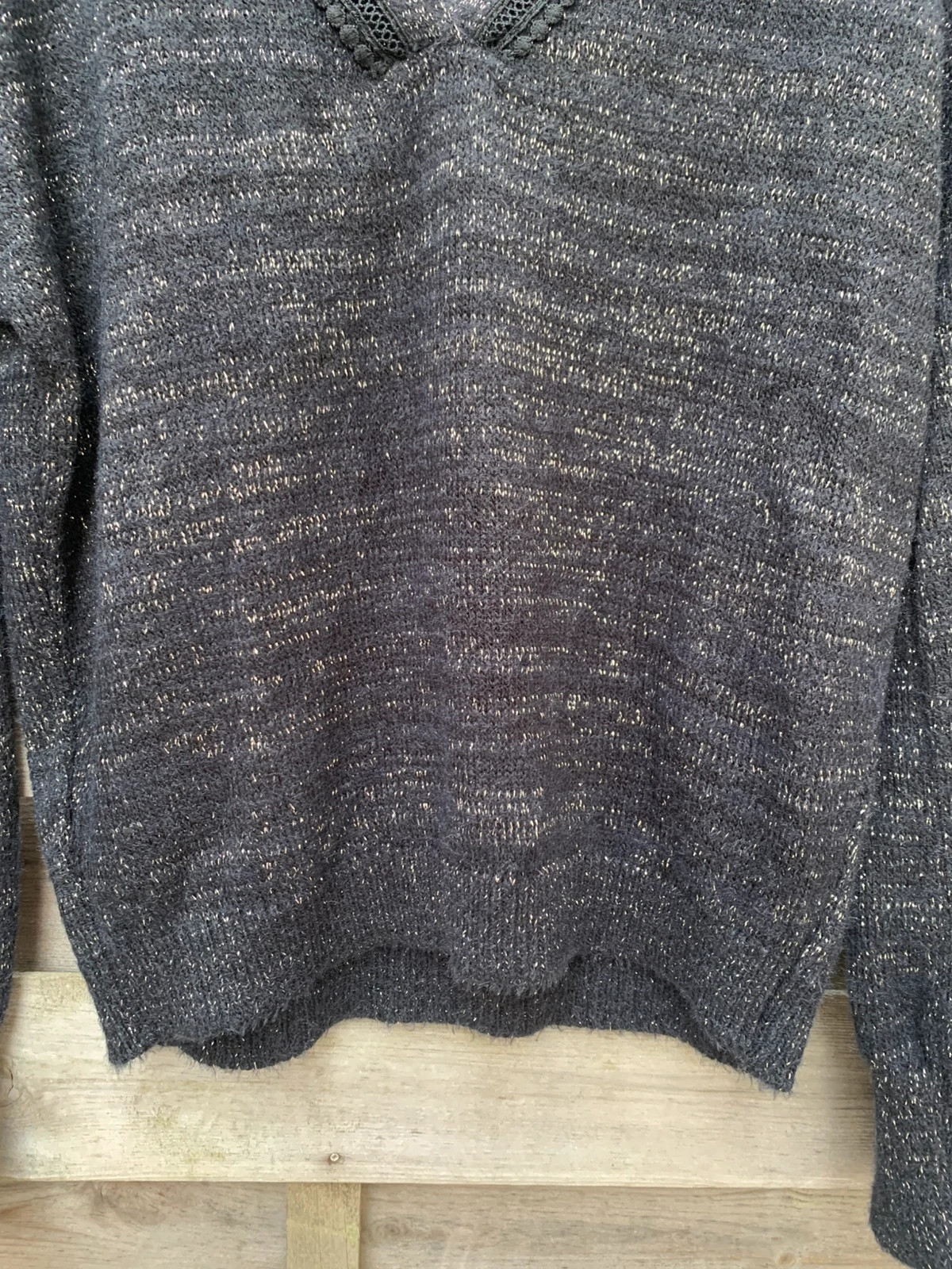 Pull Promod noir à fils métallisés – col V – taille S / 36 – Promod – taille S / 36 / 8 3