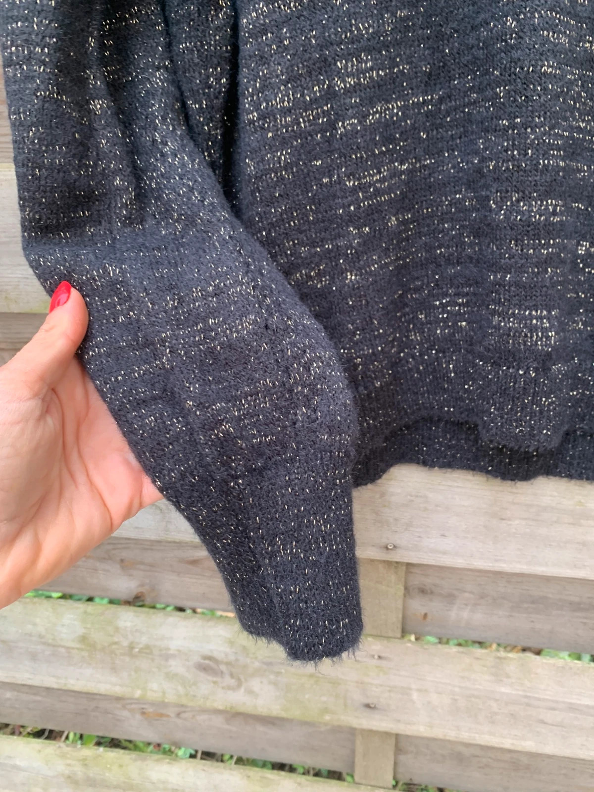 Pull Promod noir à fils métallisés – col V – taille S / 36 – Promod – taille S / 36 / 8 4