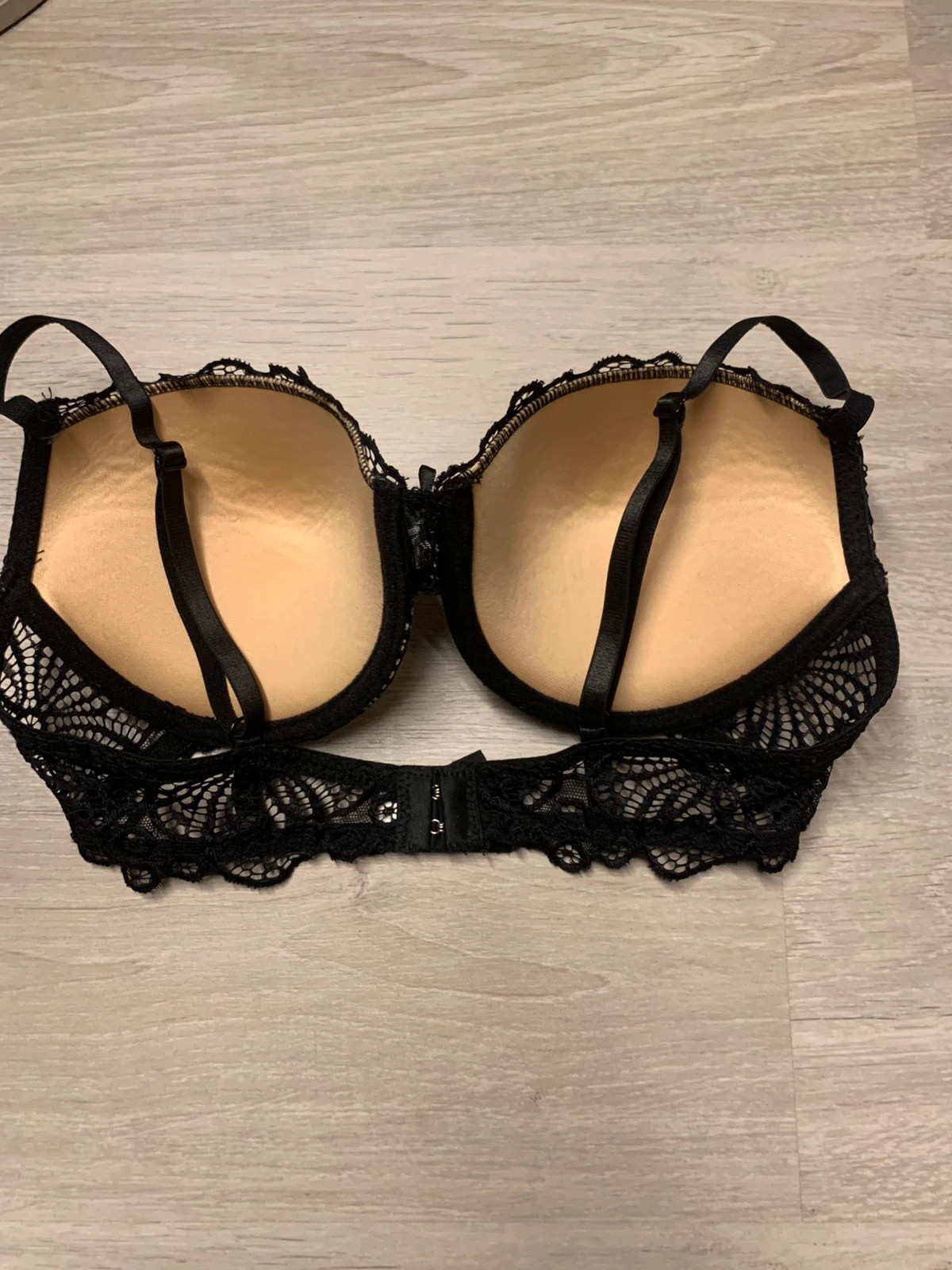 🖤 Soutien-gorge noir en dentelle Manoukian – 90D – Manoukian – taille 90D 4