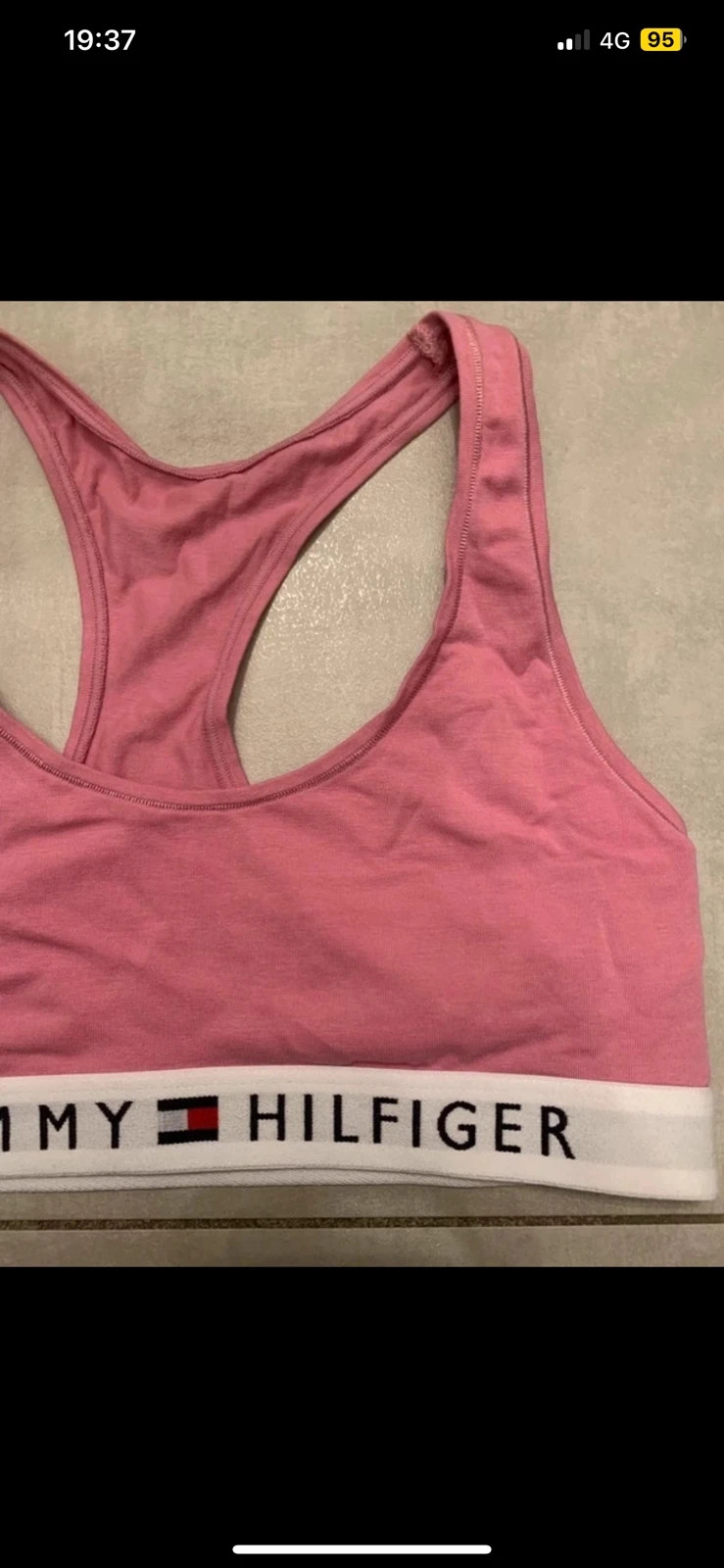 💗 Brassière Tommy Hilfiger rose – taille M - sport chill décontracté – Tommy Hilfiger – taille M 3